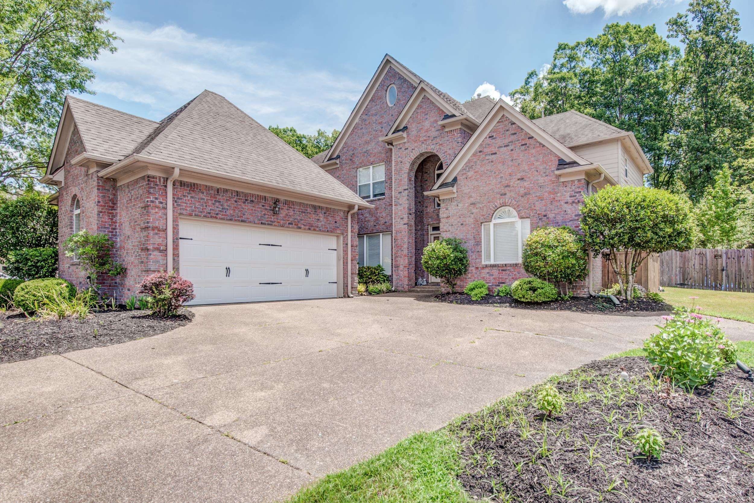 9401 Canabridge Dr Property Photo 1