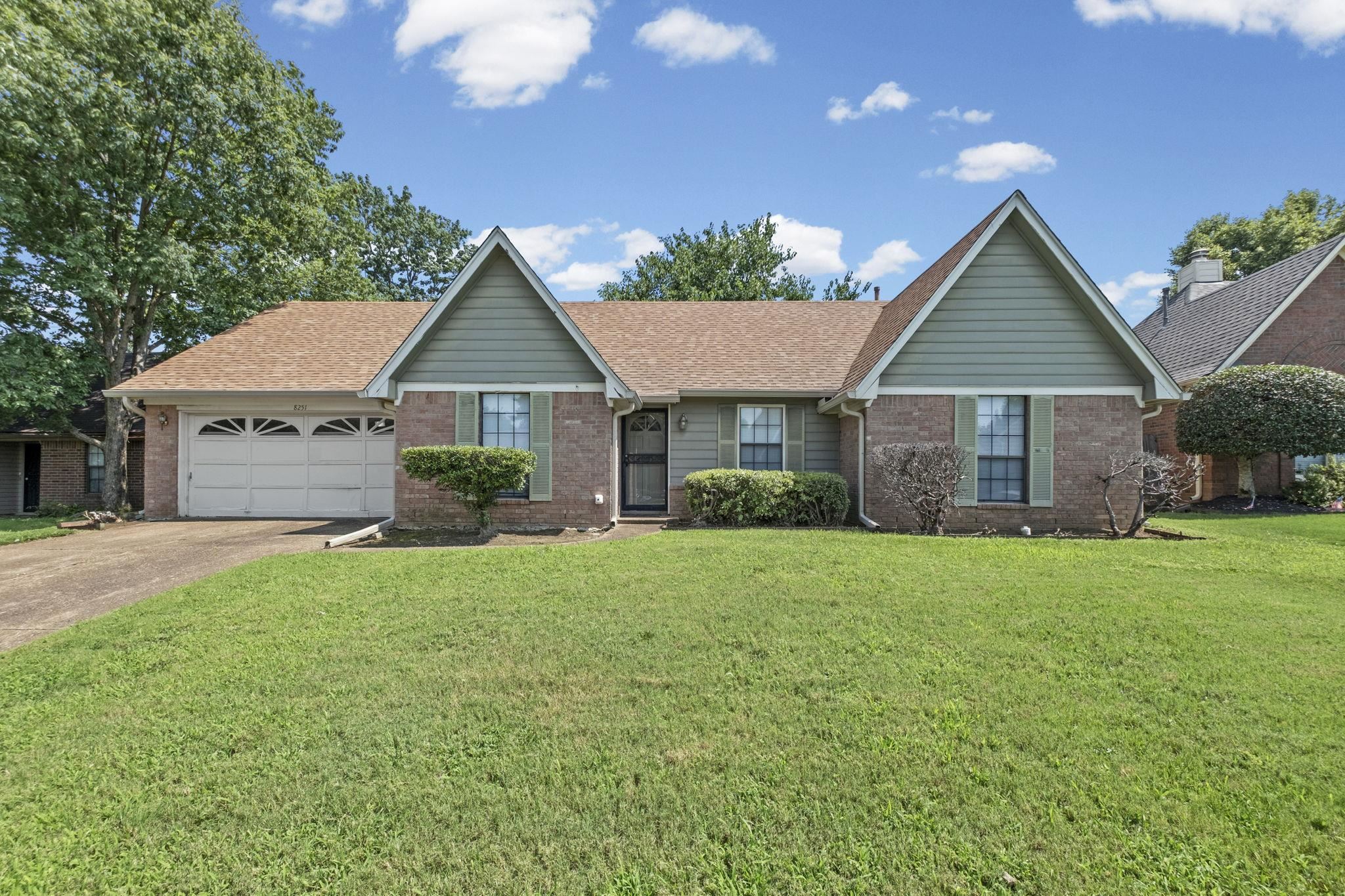 8251 RIVER CREEK CV Property Photo 1