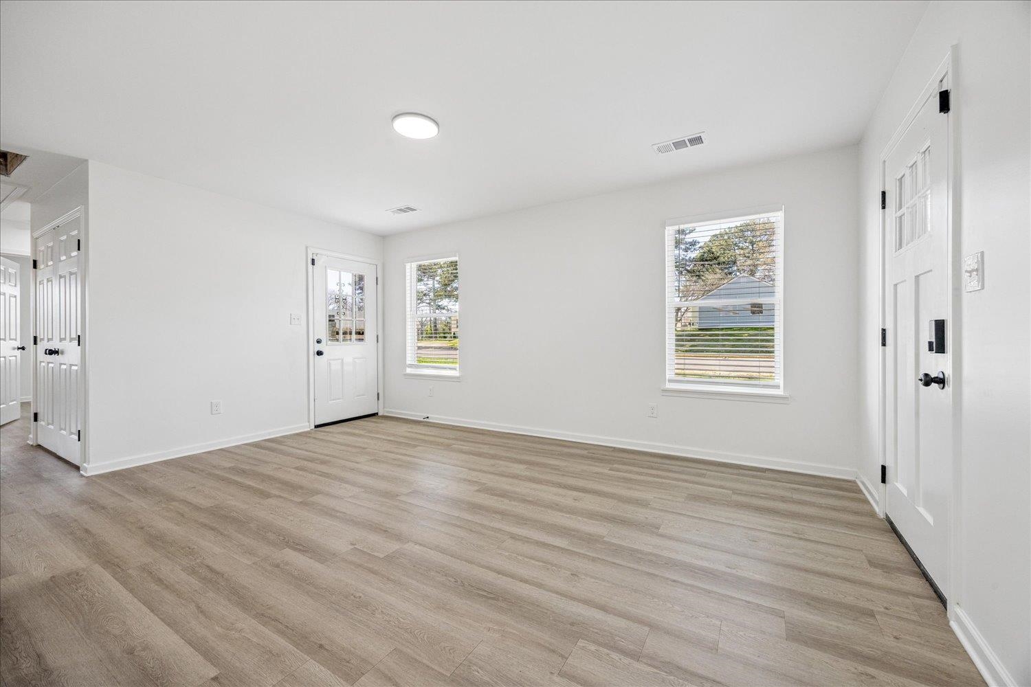 3074 Waynoka Ave Property Photo 5