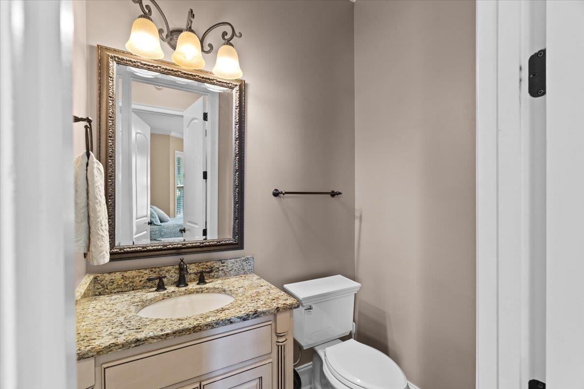 600 Woodsedge Dr Property Photo 22