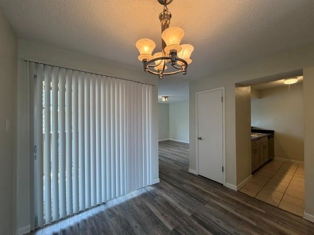 6692 Whispering Oak Pl 2 Property Photo 16