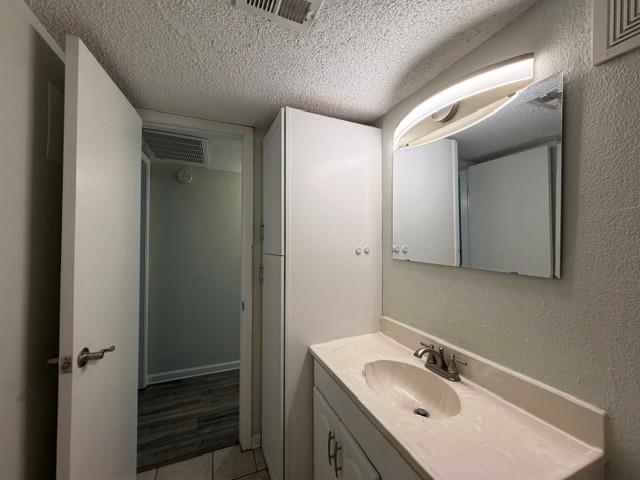 6692 Whispering Oak Pl 2 Property Photo 25