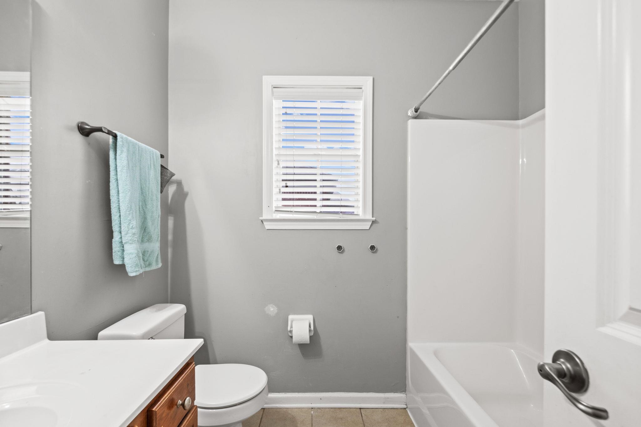 8224 Blue Lagoon Dr Property Photo 25