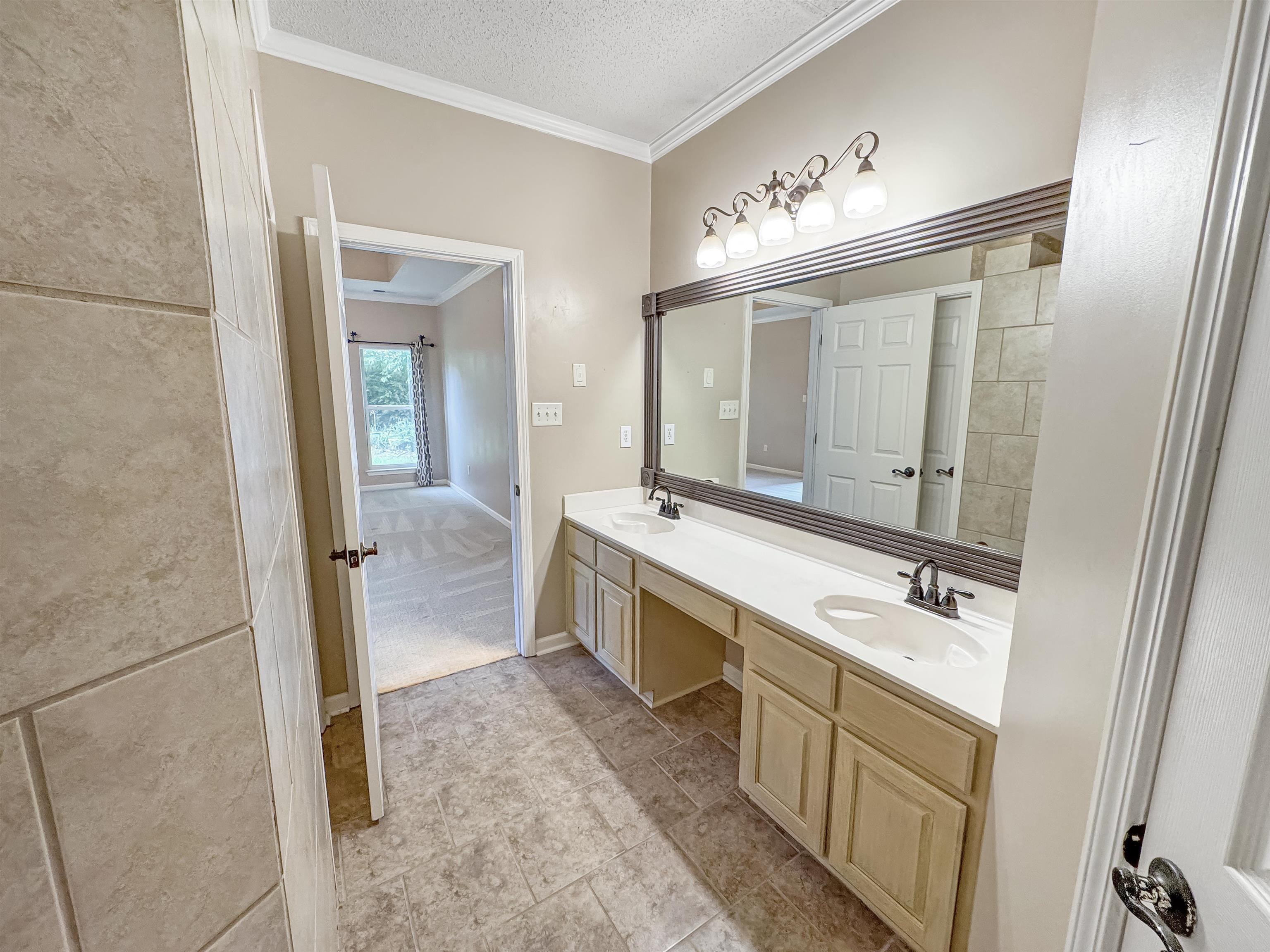 129 Kathy Cir Property Photo 23