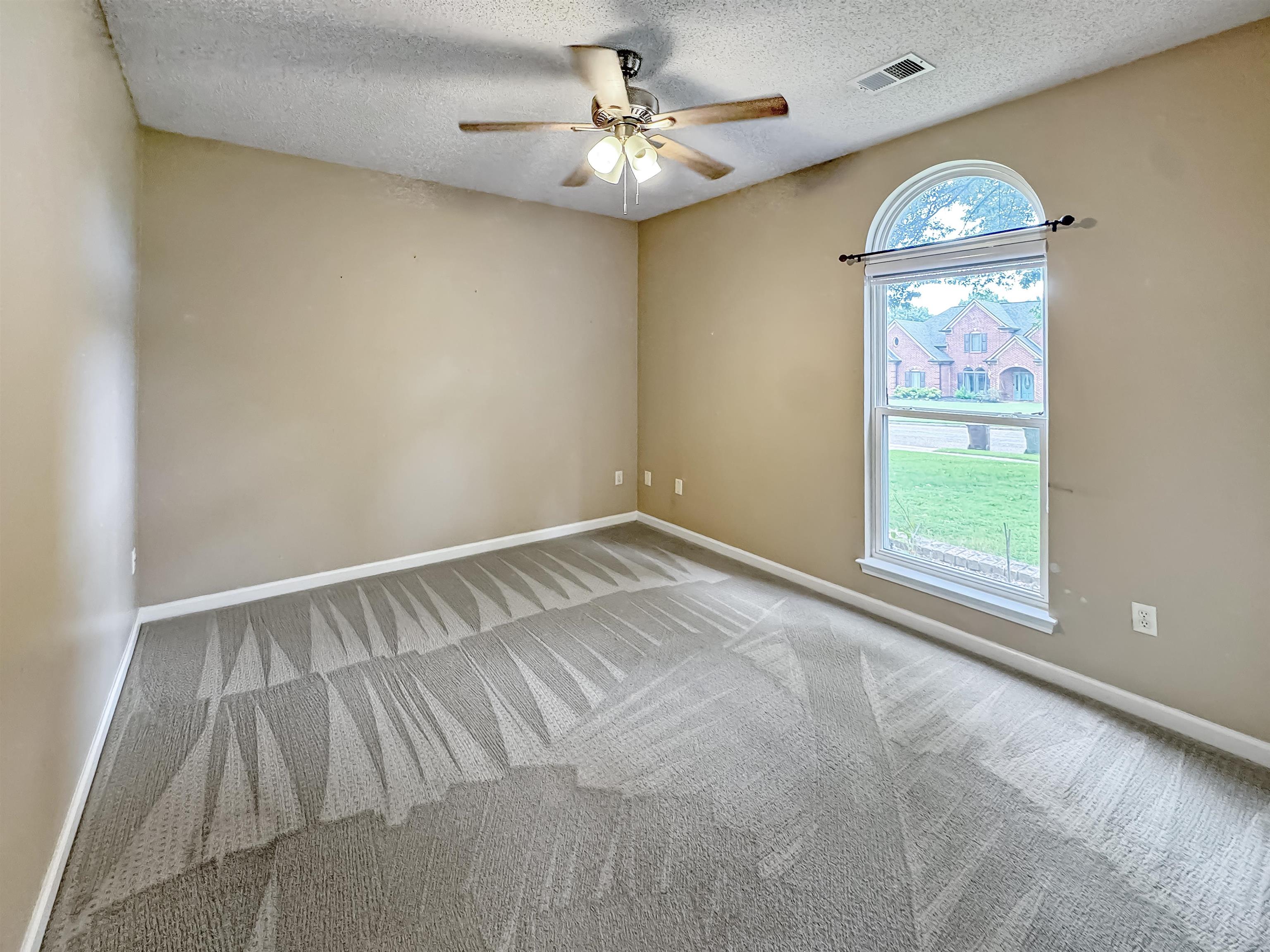 129 Kathy Cir Property Photo 25