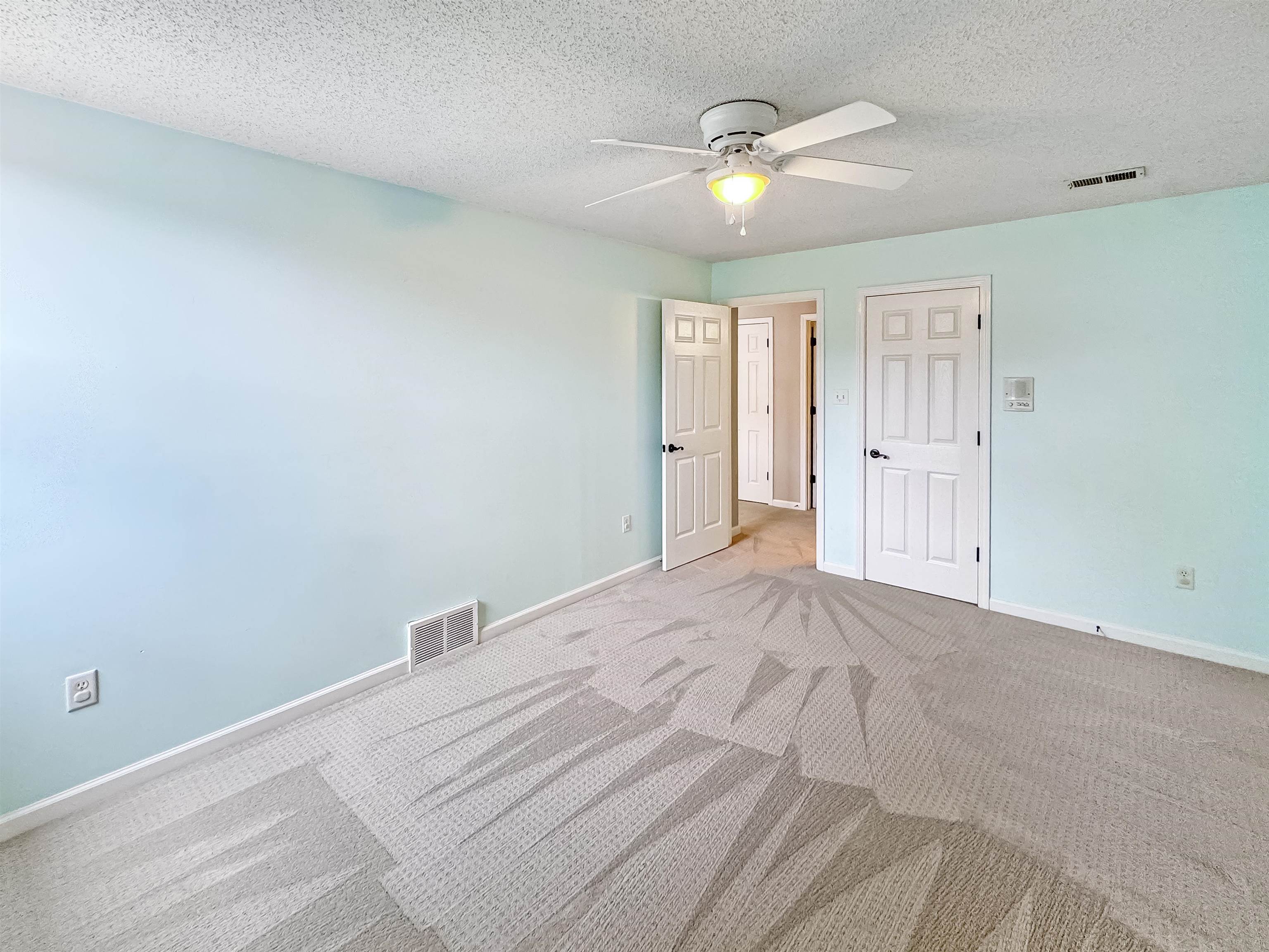 129 Kathy Cir Property Photo 29