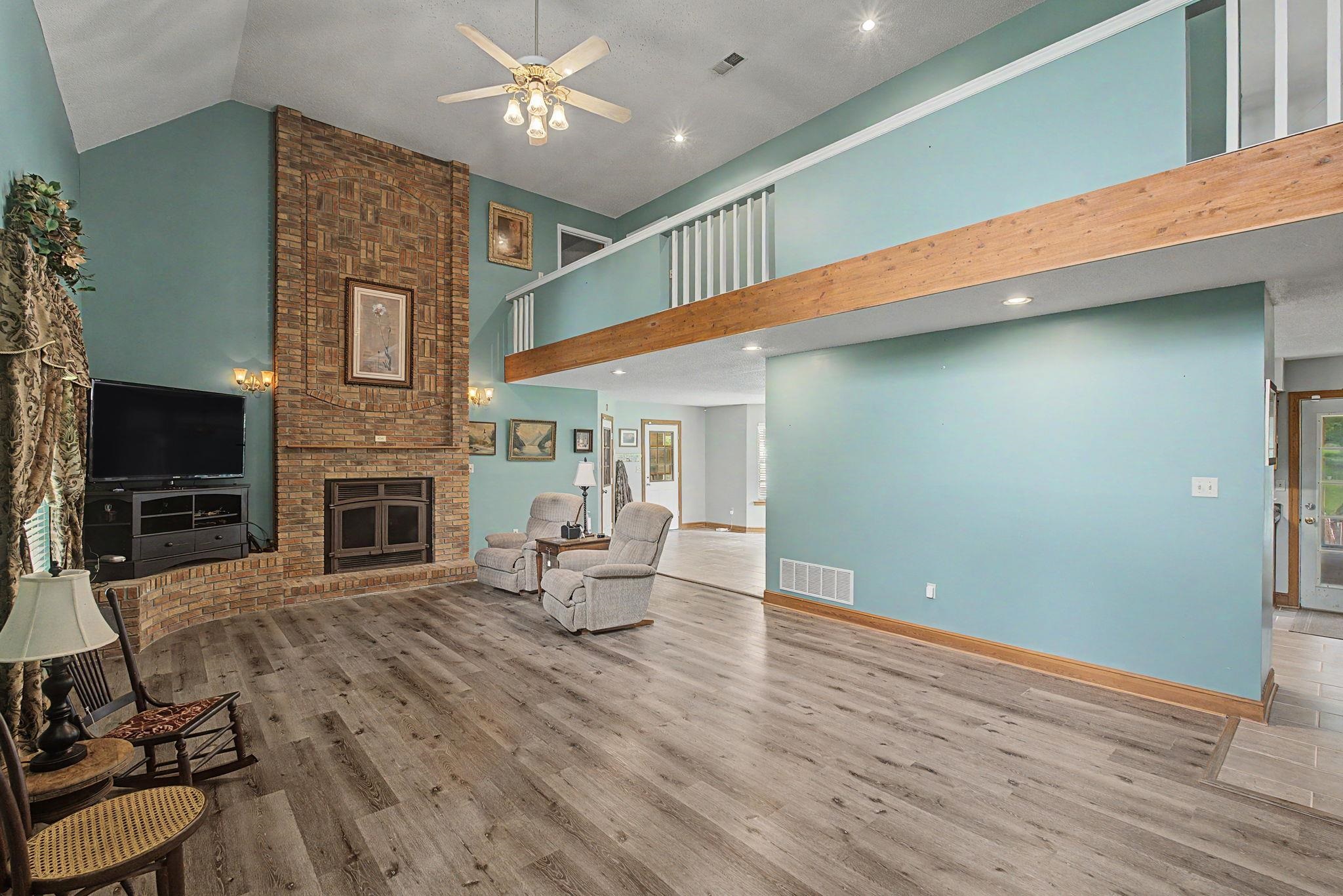 12985 Pine Crest Dr Property Photo 9