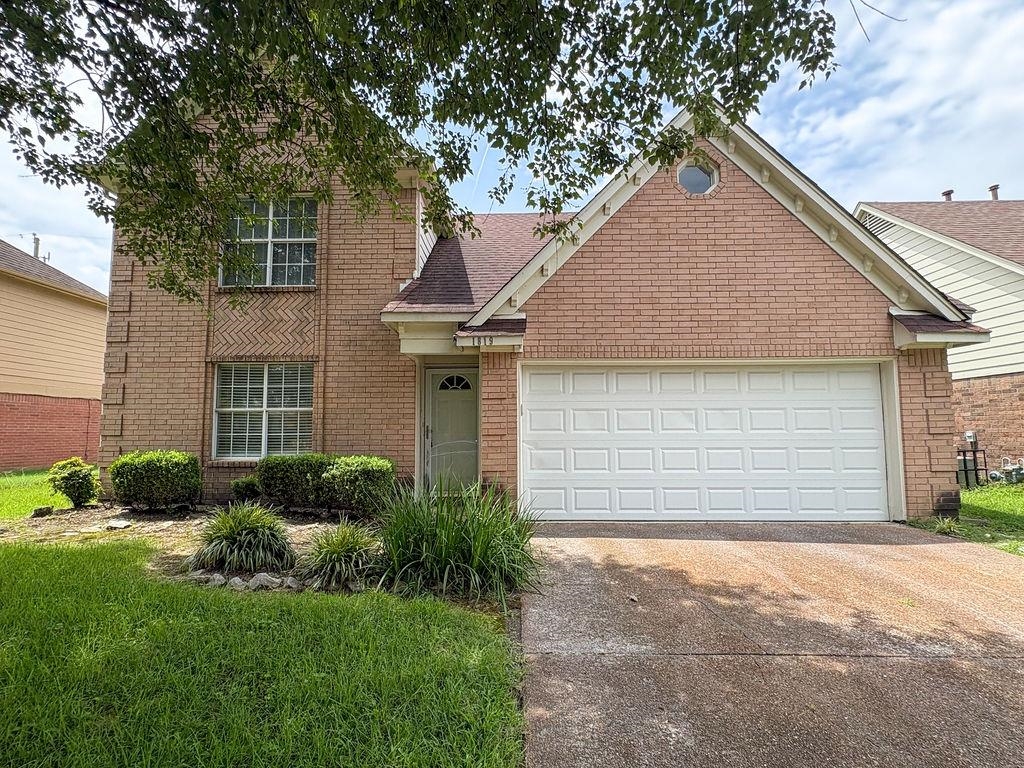 1819 BLACK BEAR CIR W Property Photo 1