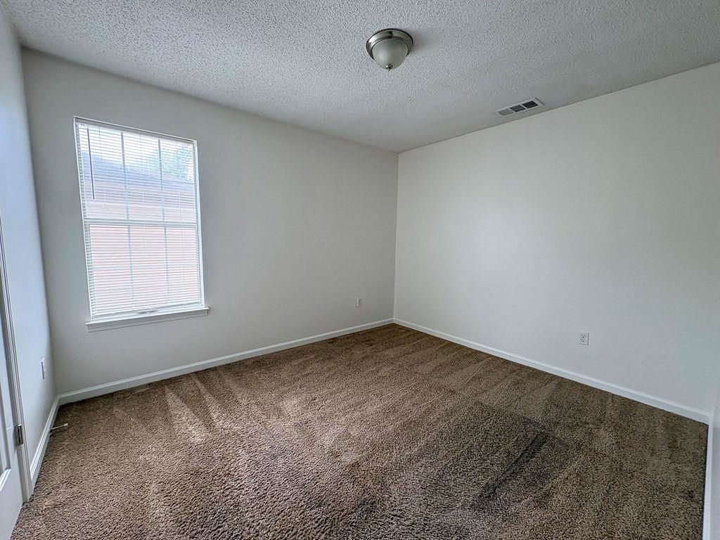 1819 Black Bear Cir W Property Photo 13