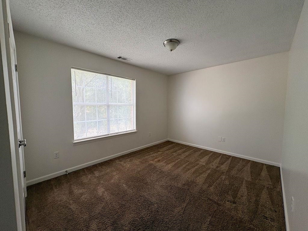 1819 Black Bear Cir W Property Photo 14