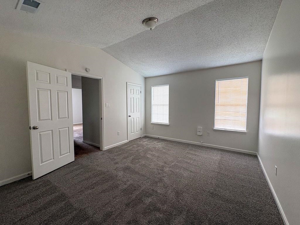 1819 Black Bear Cir W Property Photo 17