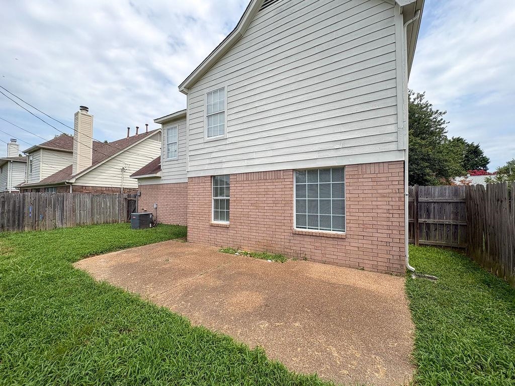 1819 Black Bear Cir W Property Photo 23