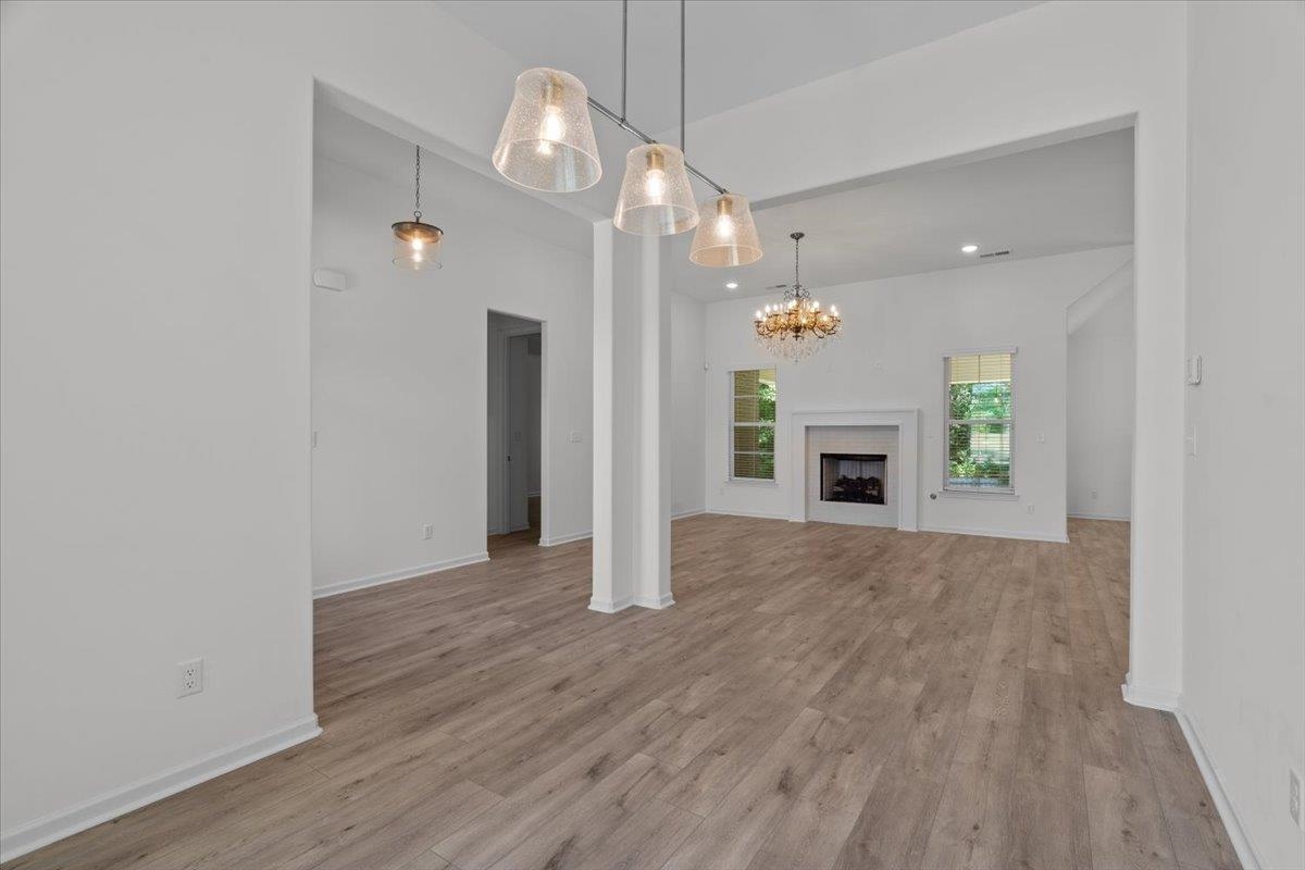 4998 Farmland Way Property Photo 6
