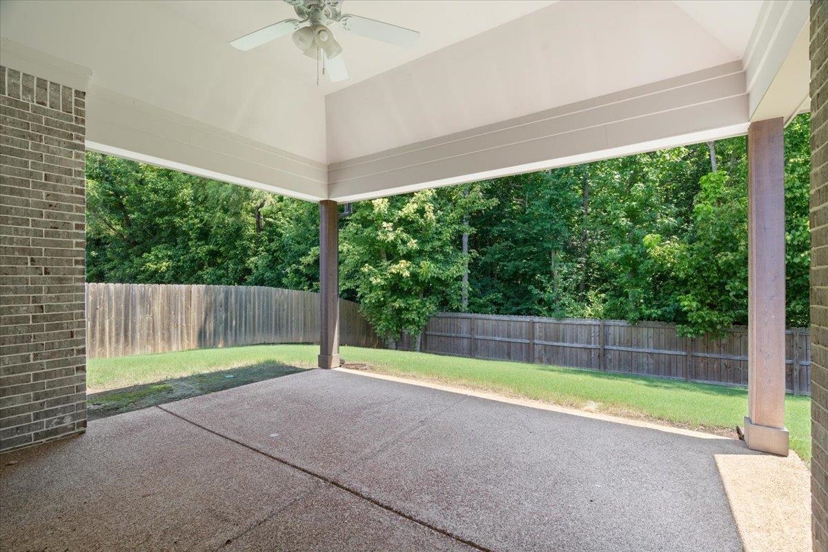 4998 Farmland Way Property Photo 28