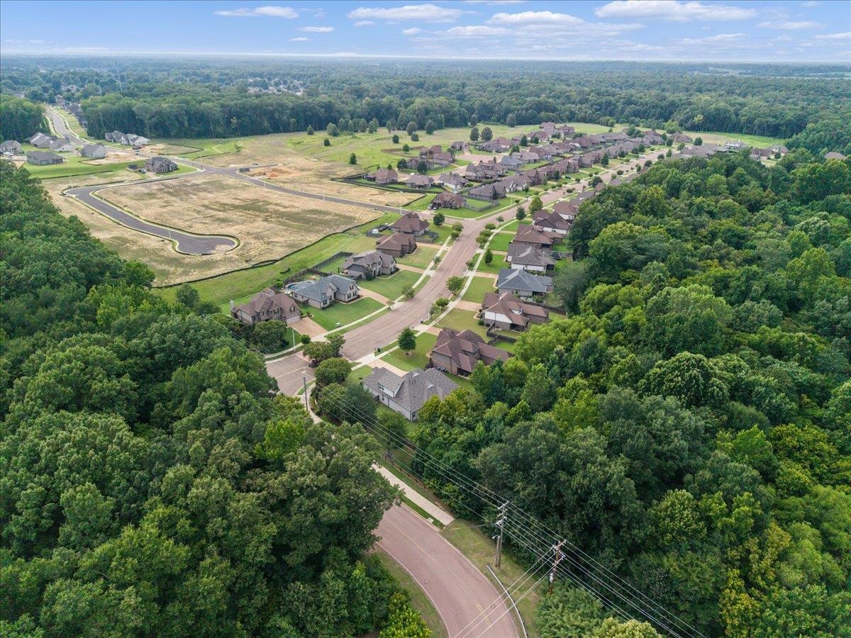 4998 Farmland Way Property Photo 39