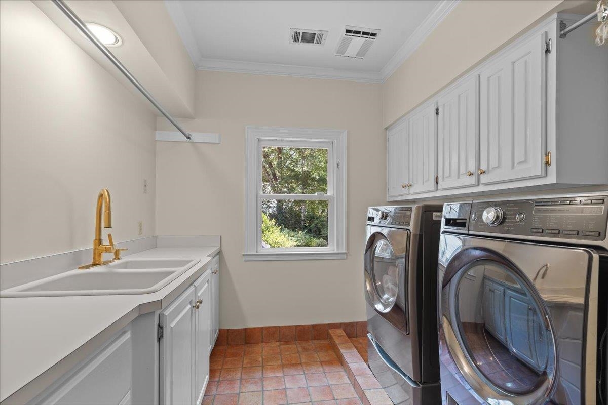 1221 Oak River Rd Property Photo 20