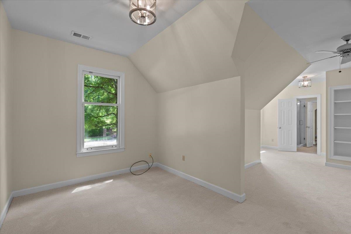 1221 Oak River Rd Property Photo 29
