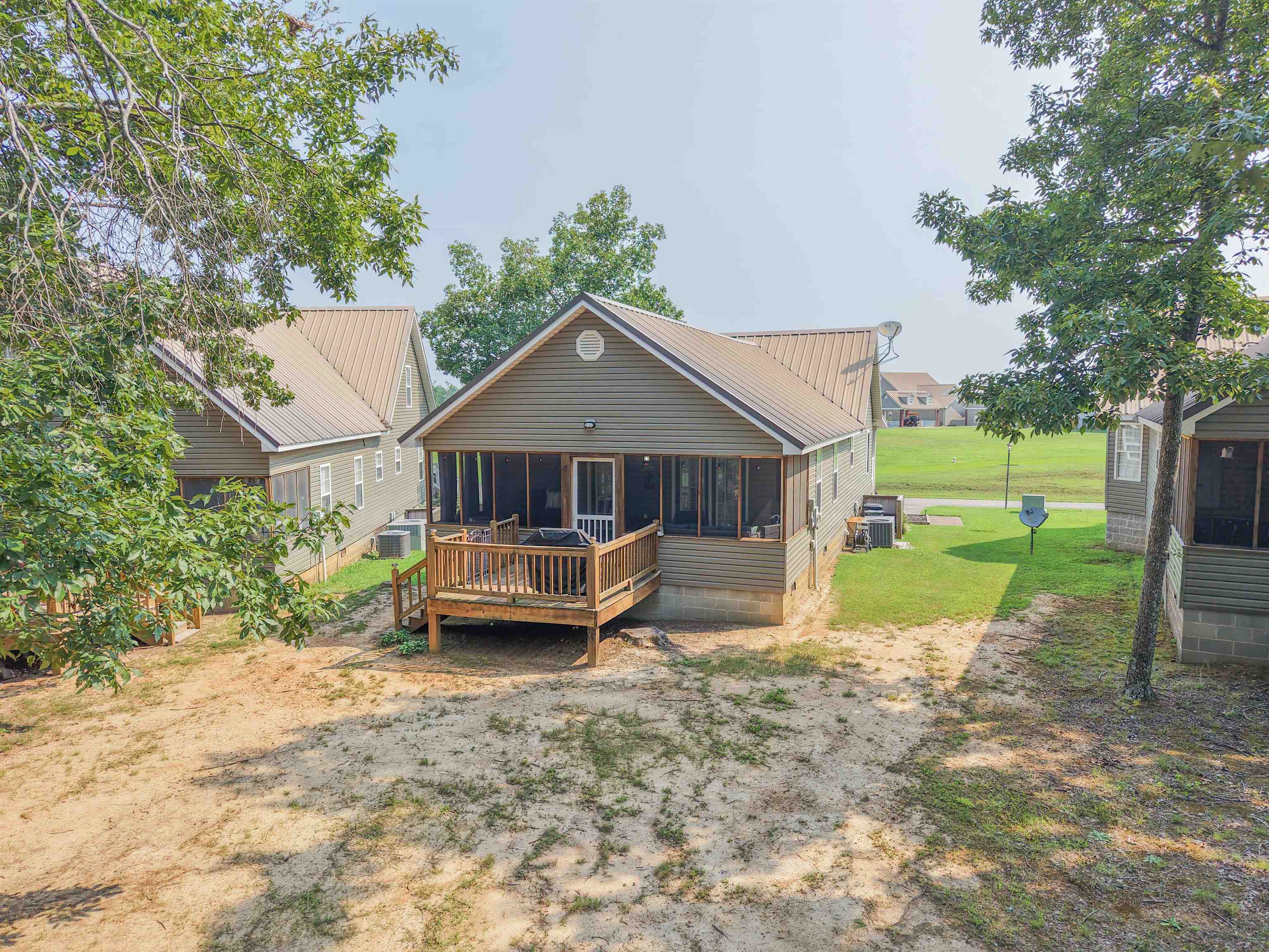 27 Pearl Pky Property Photo 3