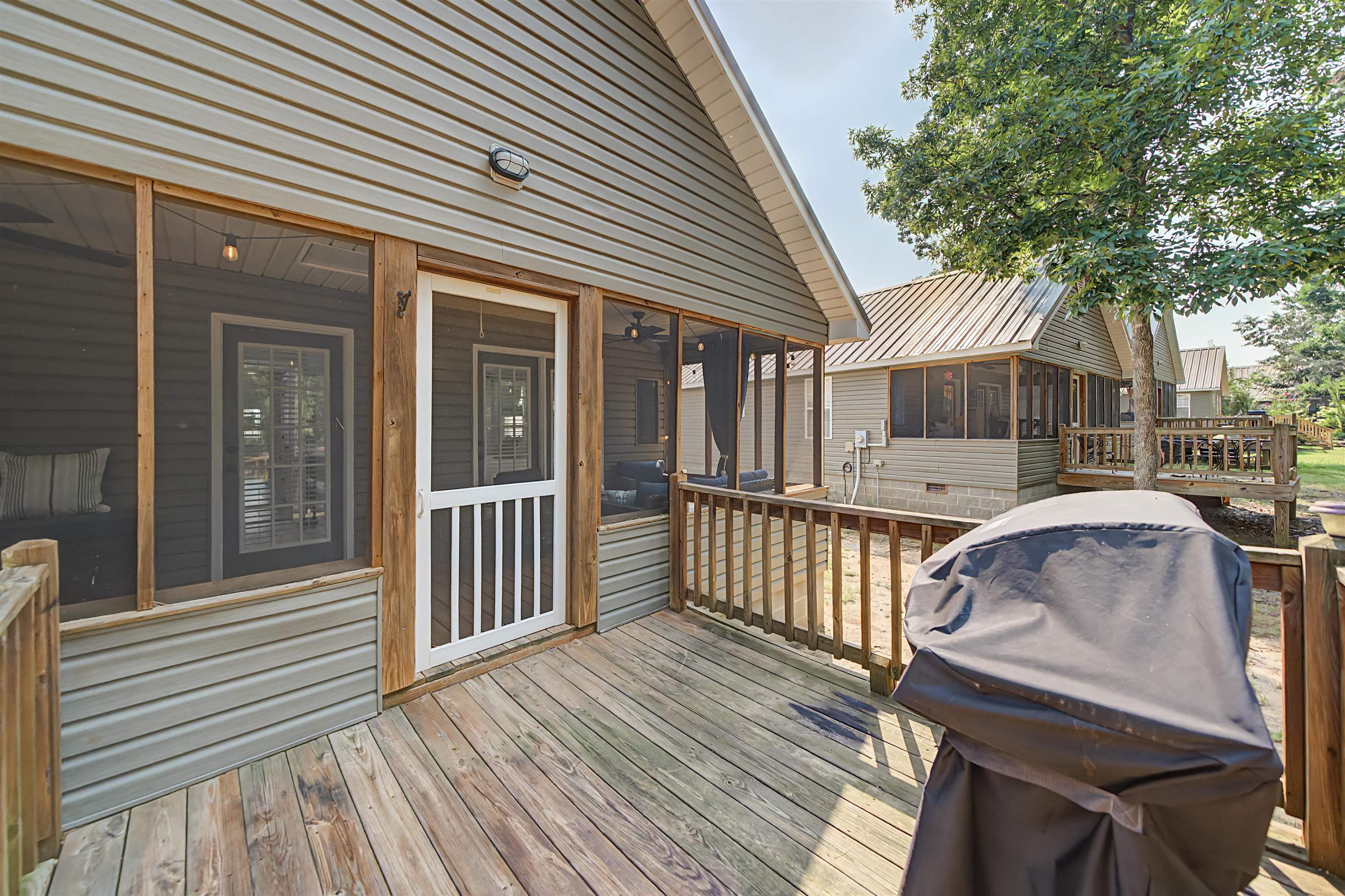 27 Pearl Pky Property Photo 10