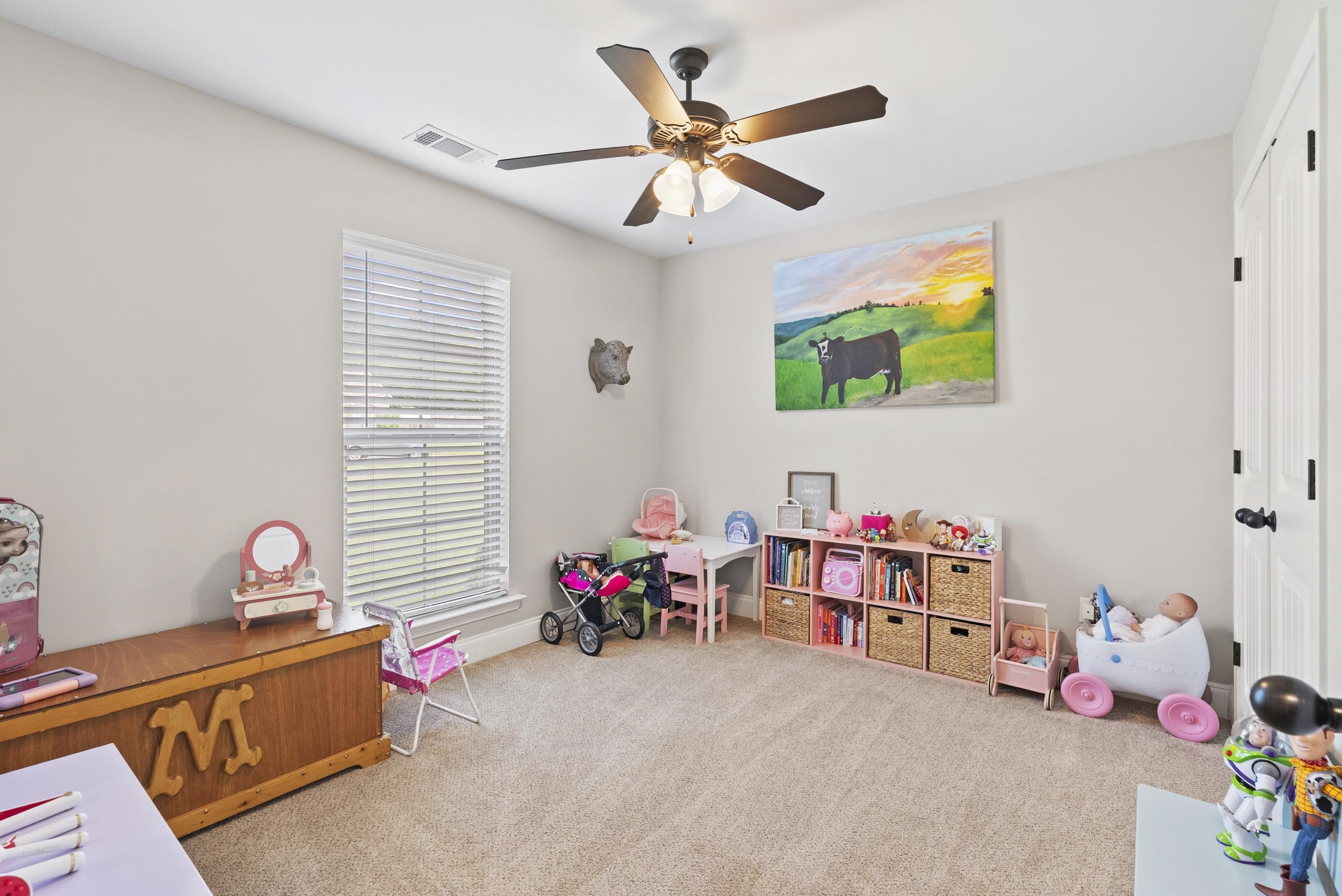 209 Eagle View Dr Property Photo 16