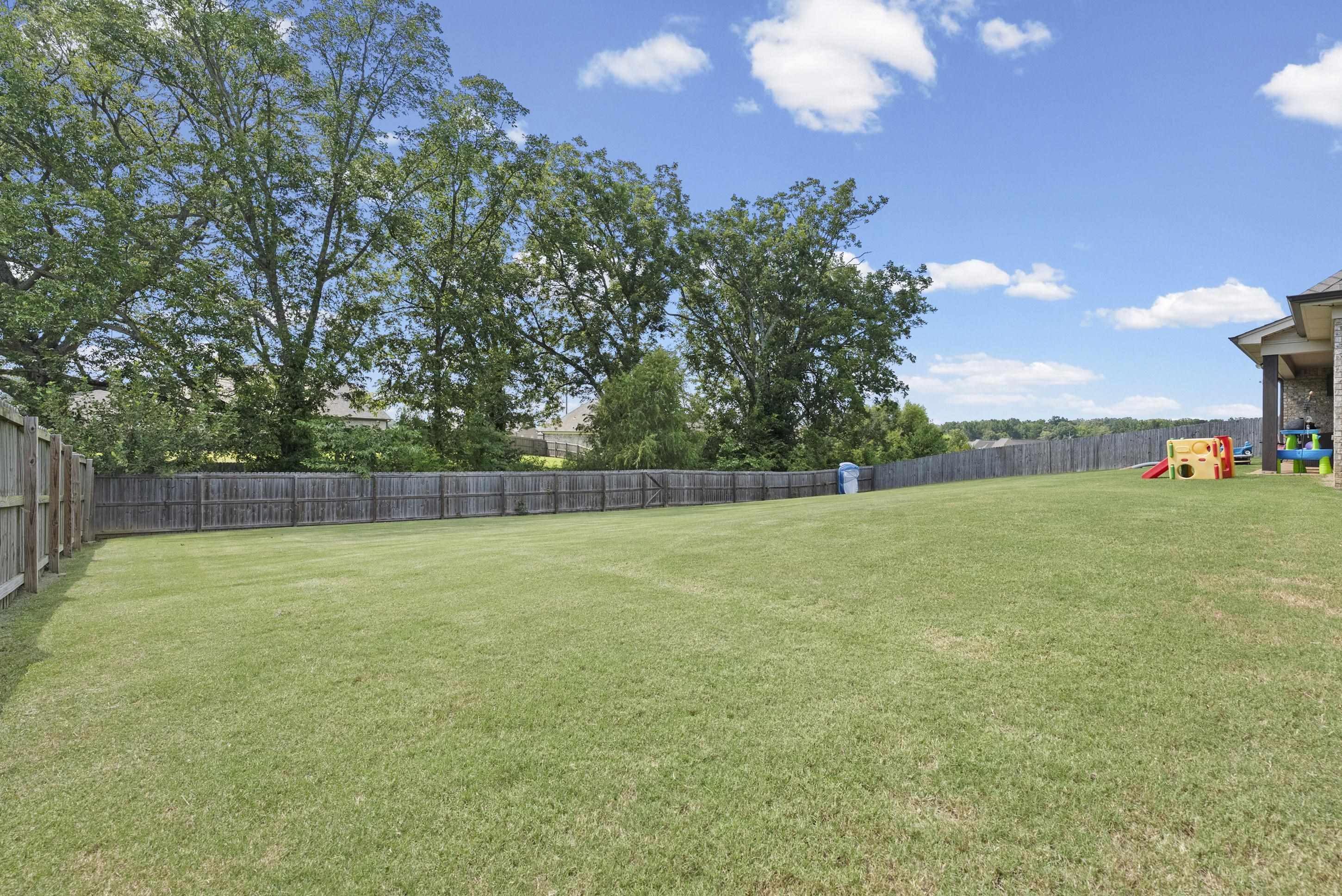 209 Eagle View Dr Property Photo 32