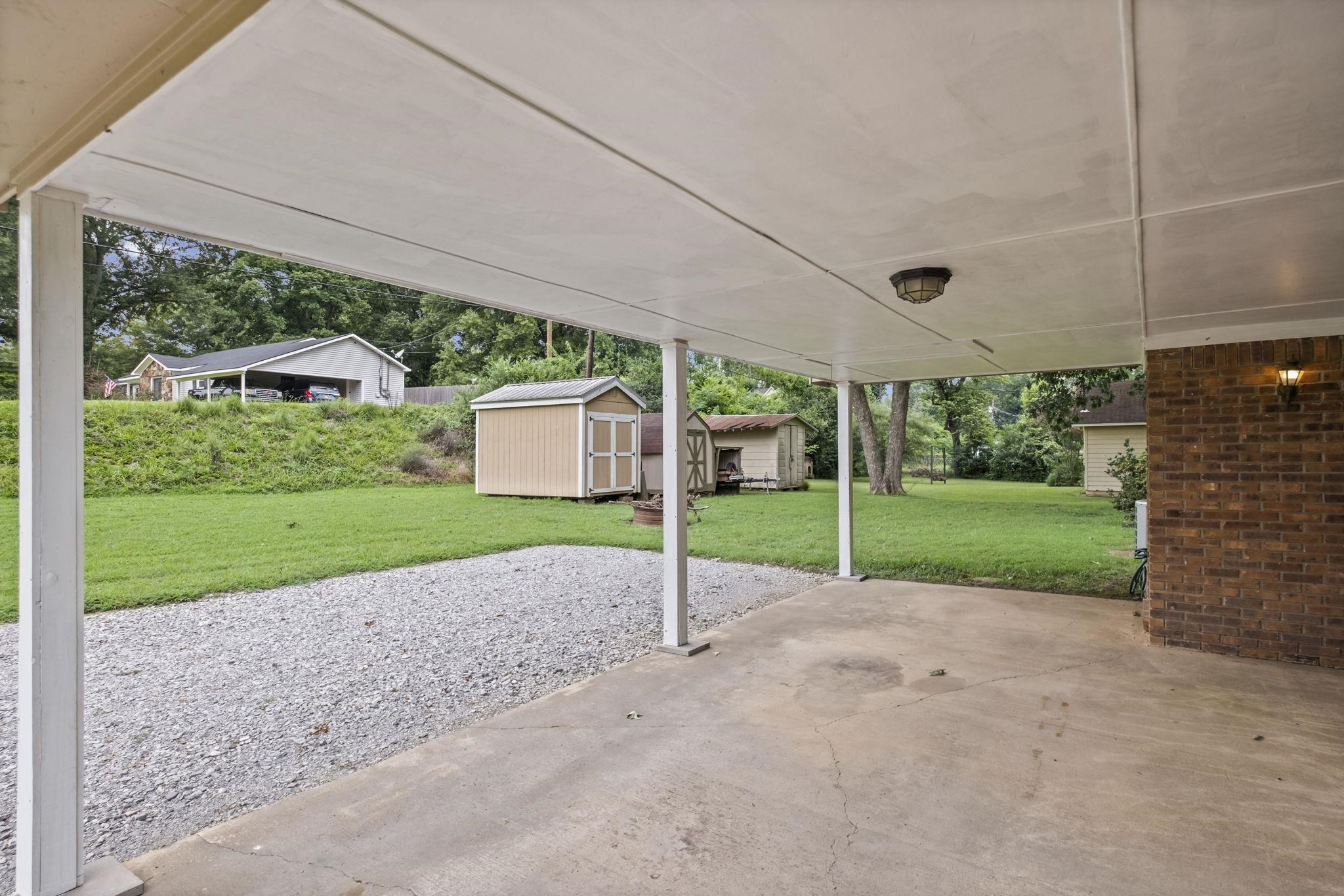 11 Allen St Property Photo 15