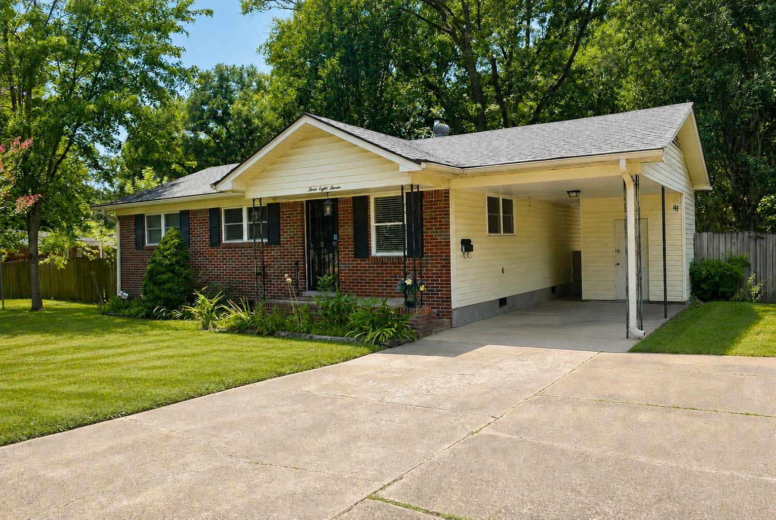 387 Quinn Rd Property Photo 2