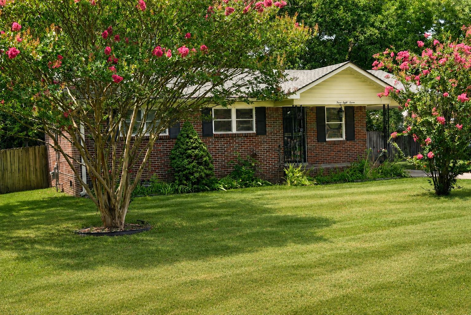387 Quinn Rd Property Photo 3