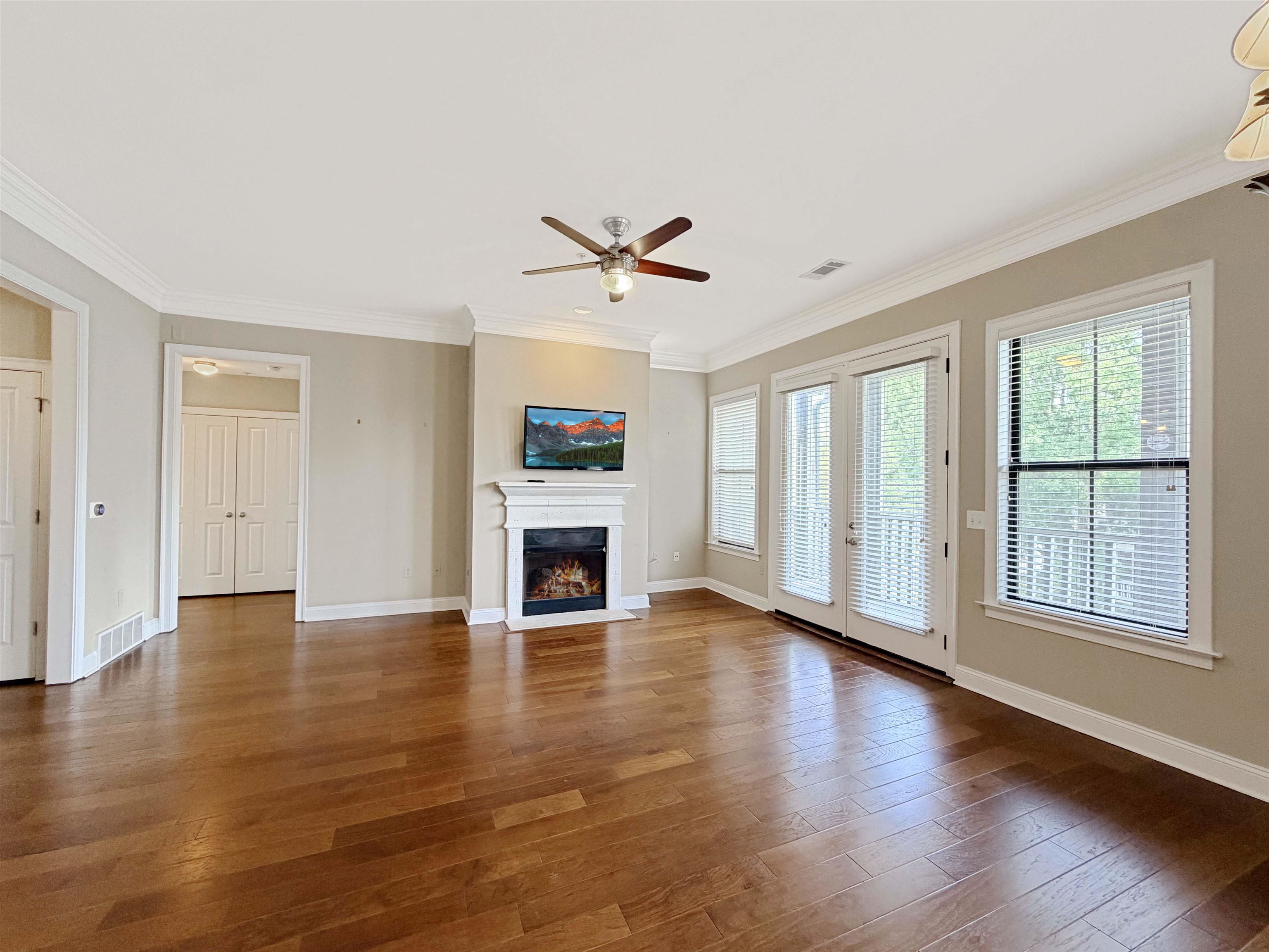 680 Harbor Bend Rd 303 Property Photo 7