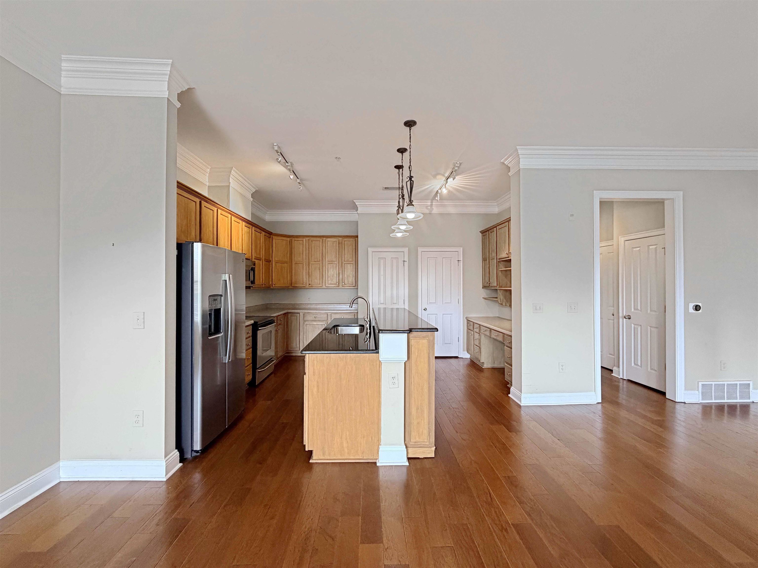 680 Harbor Bend Rd 303 Property Photo 10