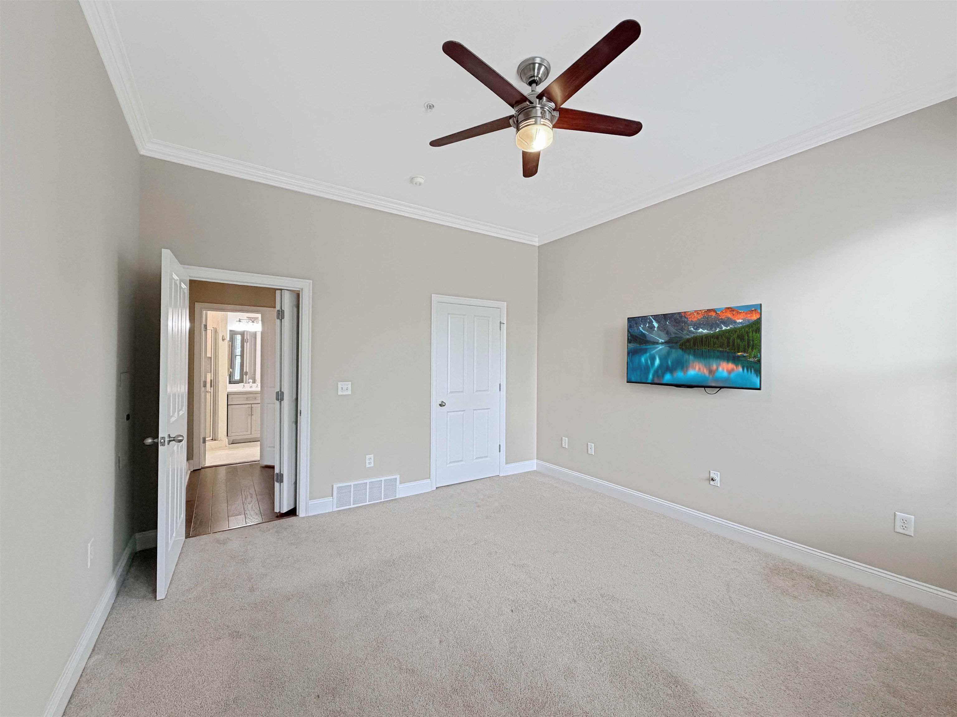 680 Harbor Bend Rd 303 Property Photo 14