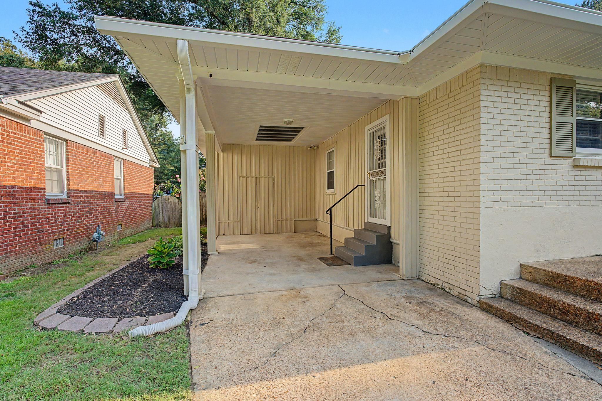 4681 Crossover Ln Property Photo 5
