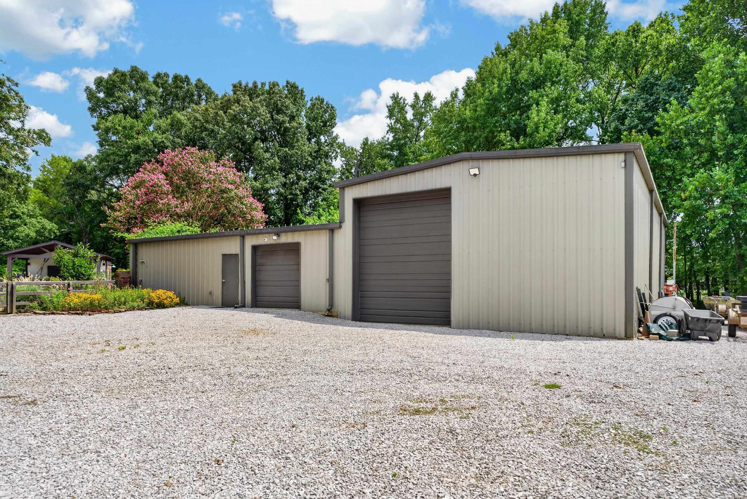 655 Bray Station Rd Property Photo 15