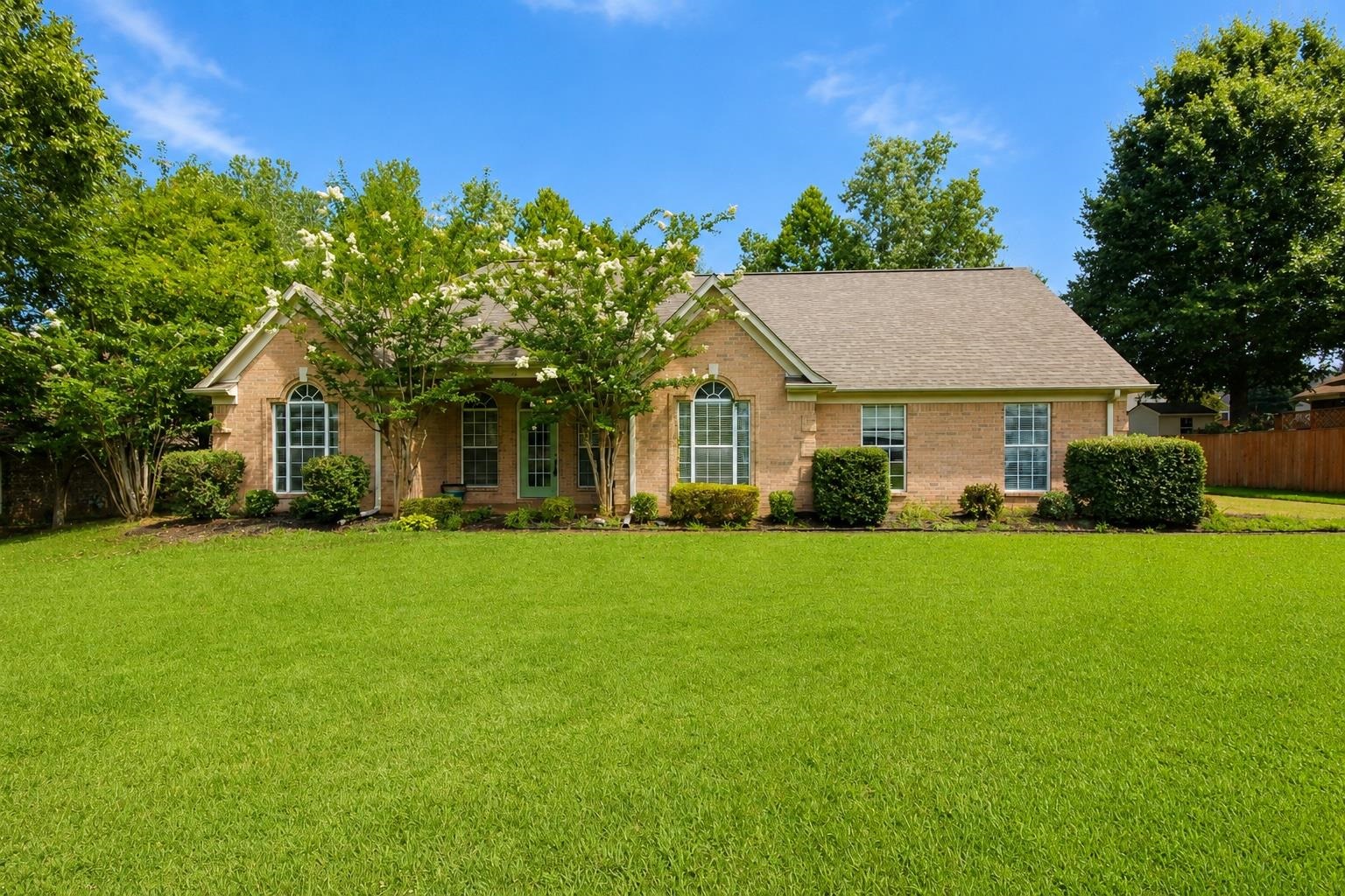 20 COUNTRY BROOK DR Property Photo 1