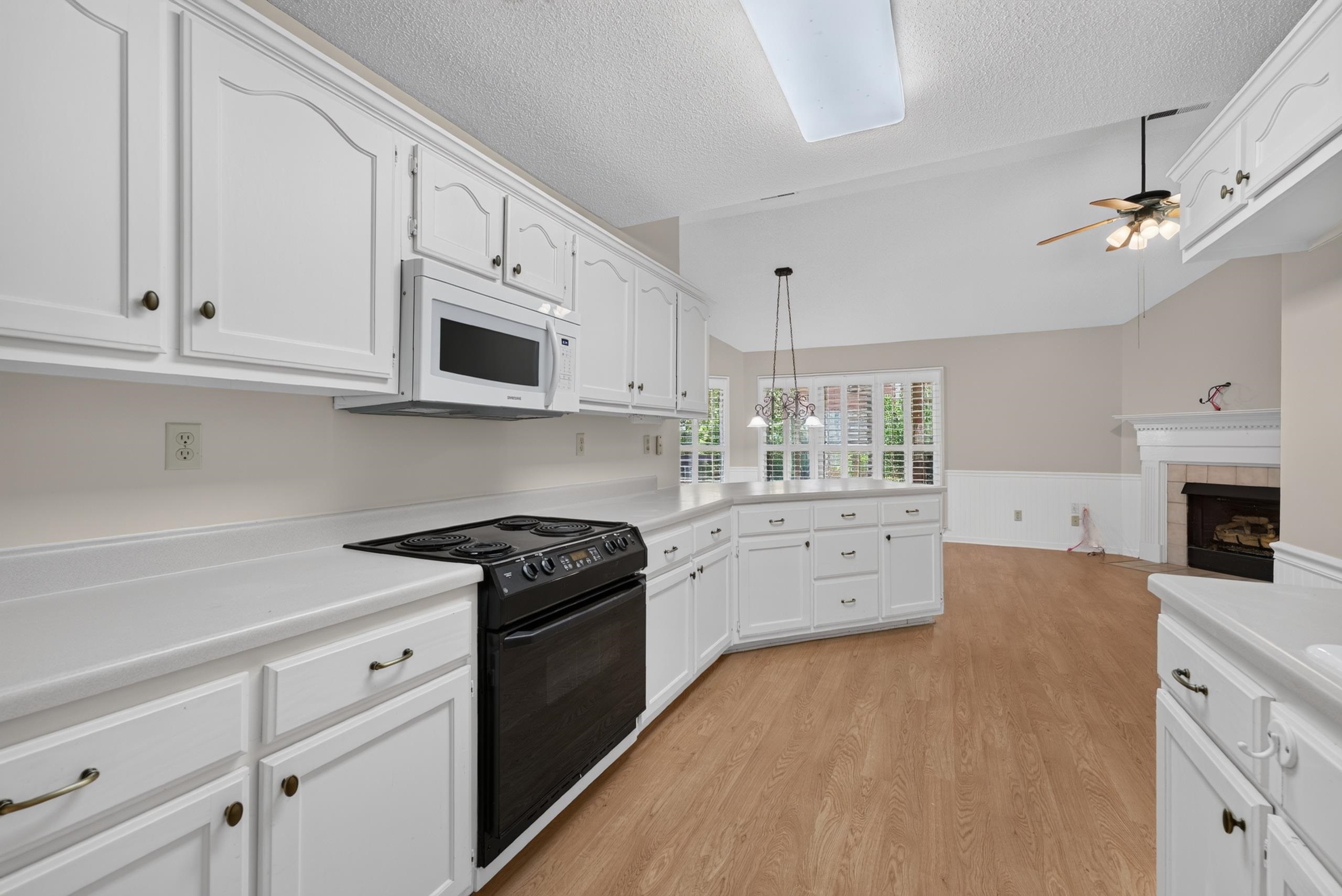 6183 Daybreak Dr Property Photo 11