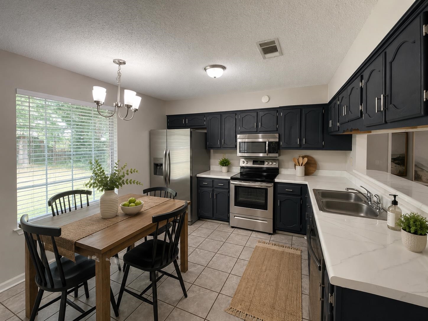 2624 Appling Crest Dr Property Photo 6