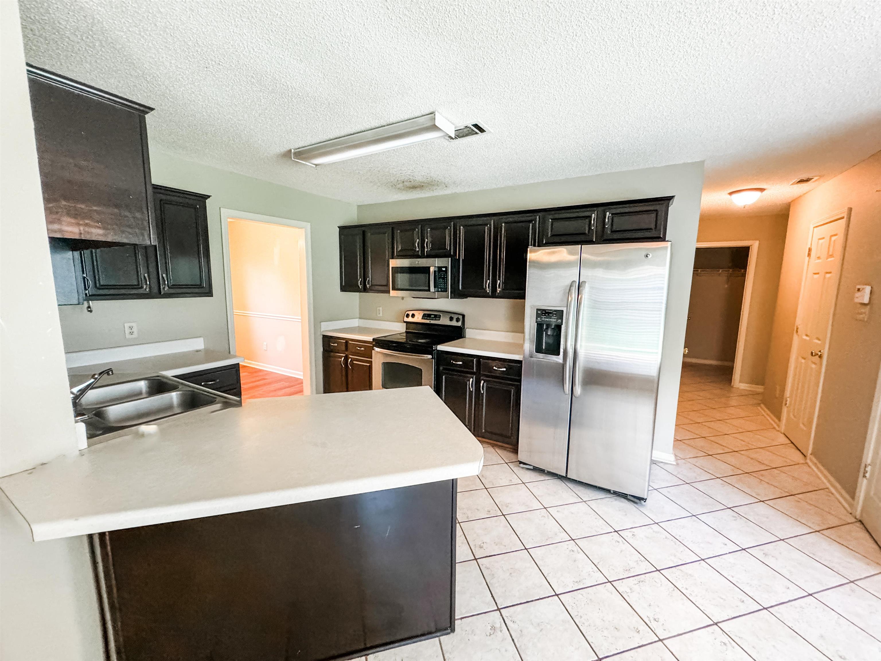 1294 River Bank Dr Property Photo 4