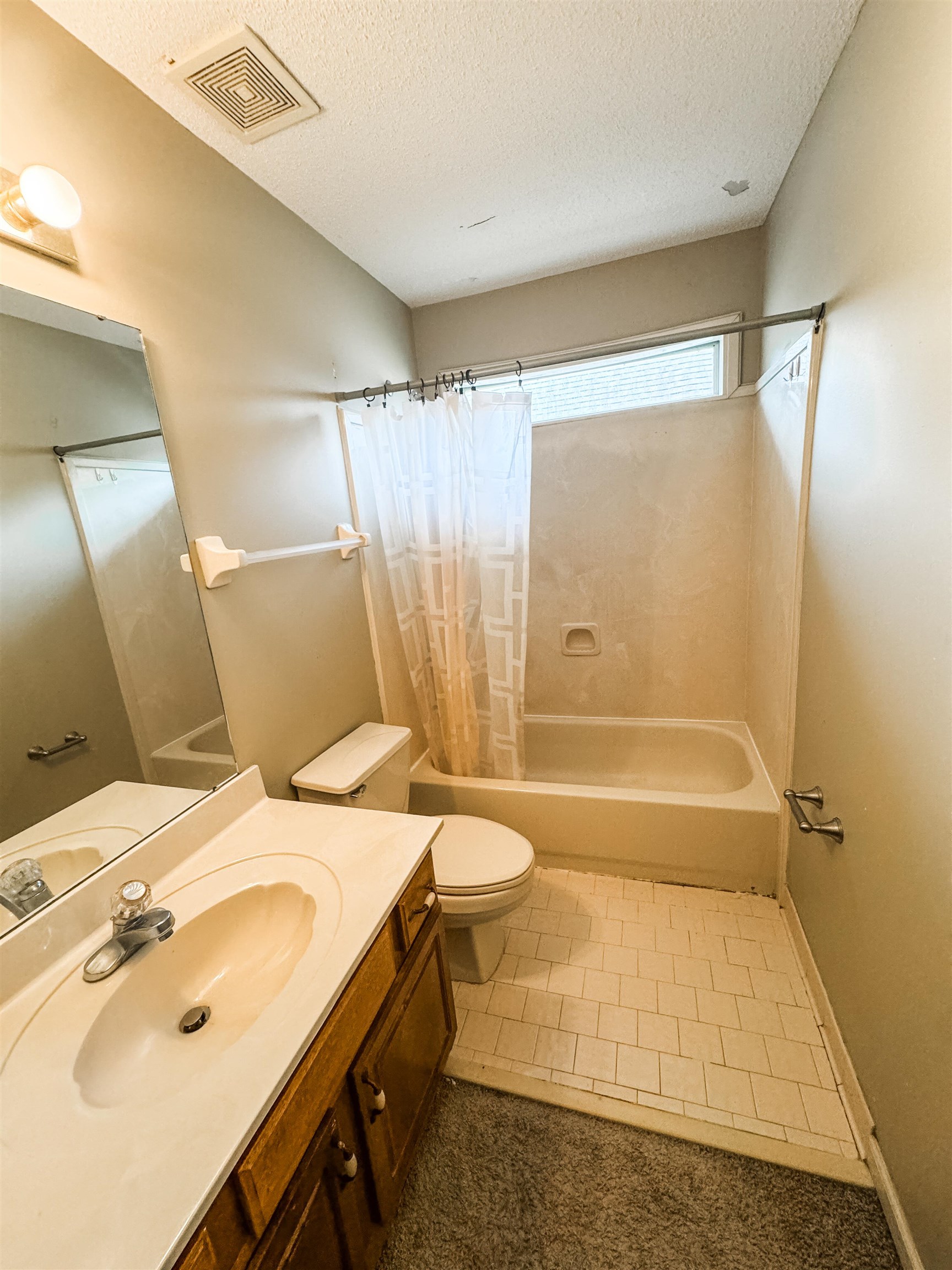 1294 River Bank Dr Property Photo 11