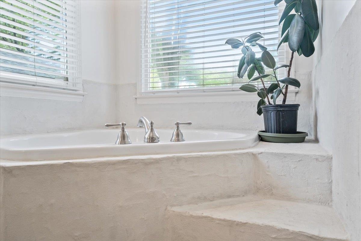 3624 Southwood Ave Property Photo 30