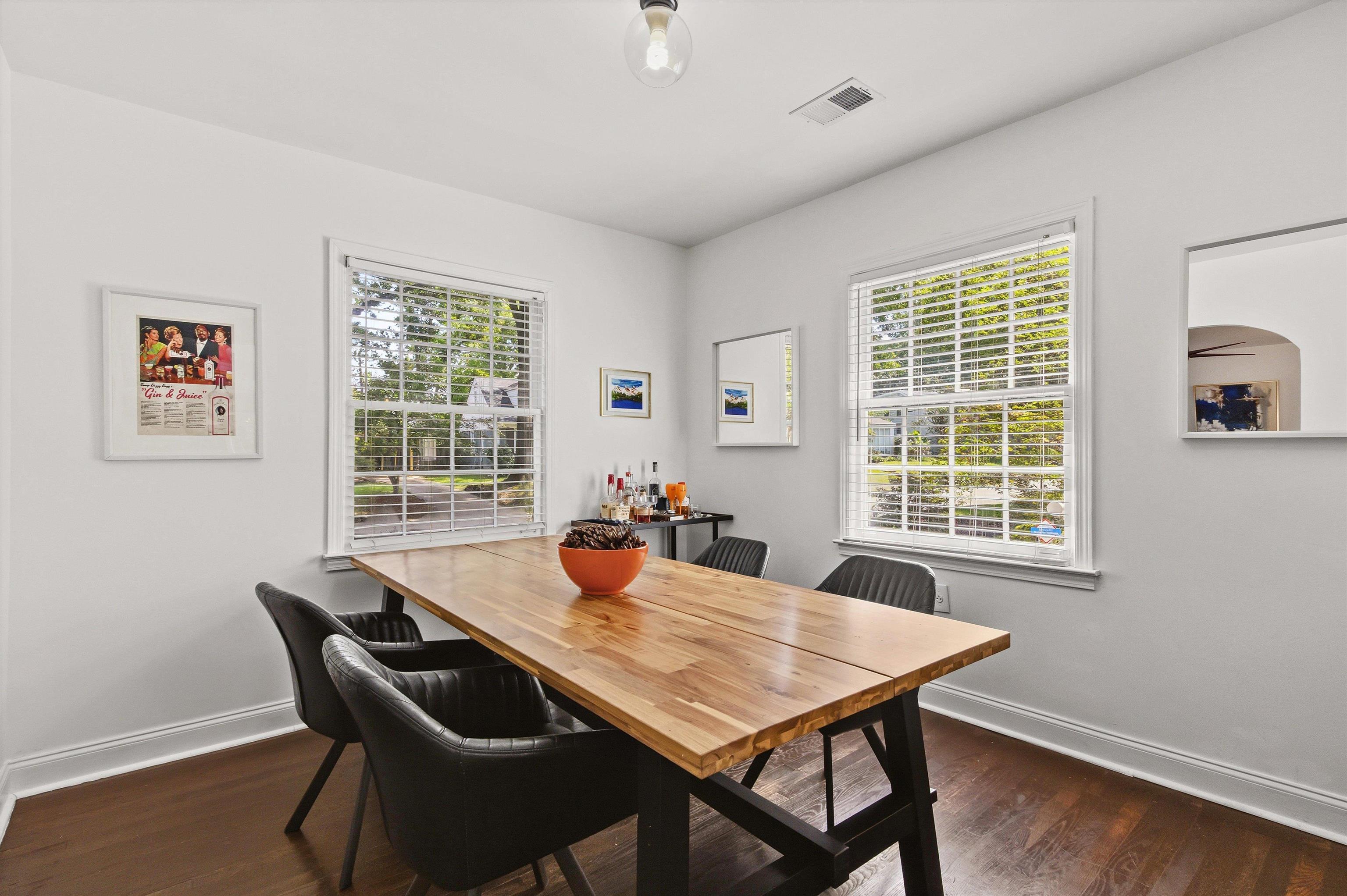 2777 Union Ave Property Photo 4