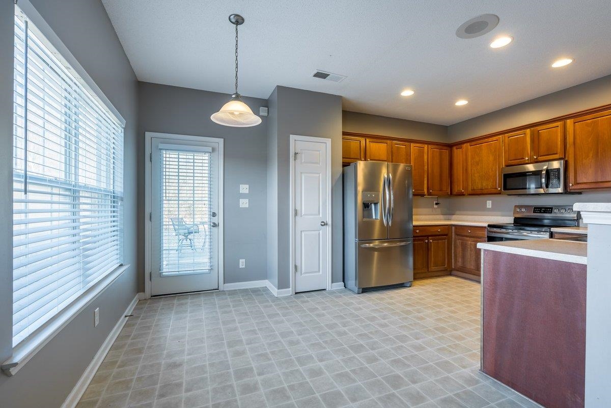 12138 Longleaf Oak Trl Property Photo 8