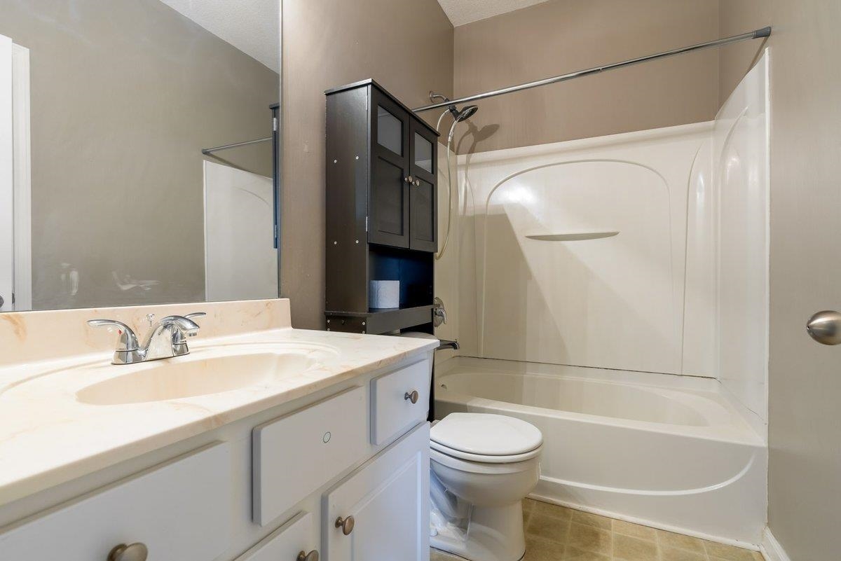 12138 Longleaf Oak Trl Property Photo 16
