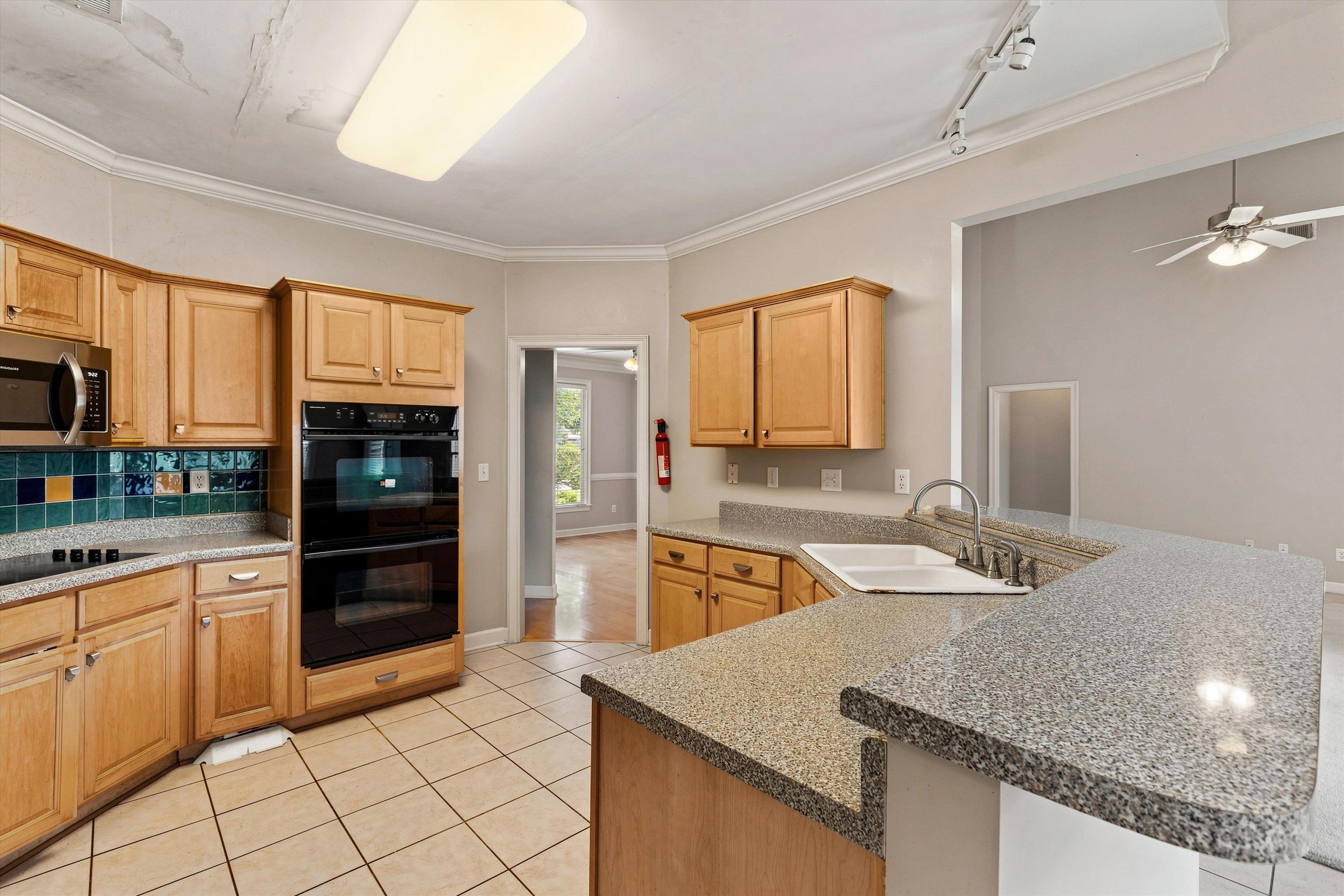 497 Canter Gait Ln Property Photo 13