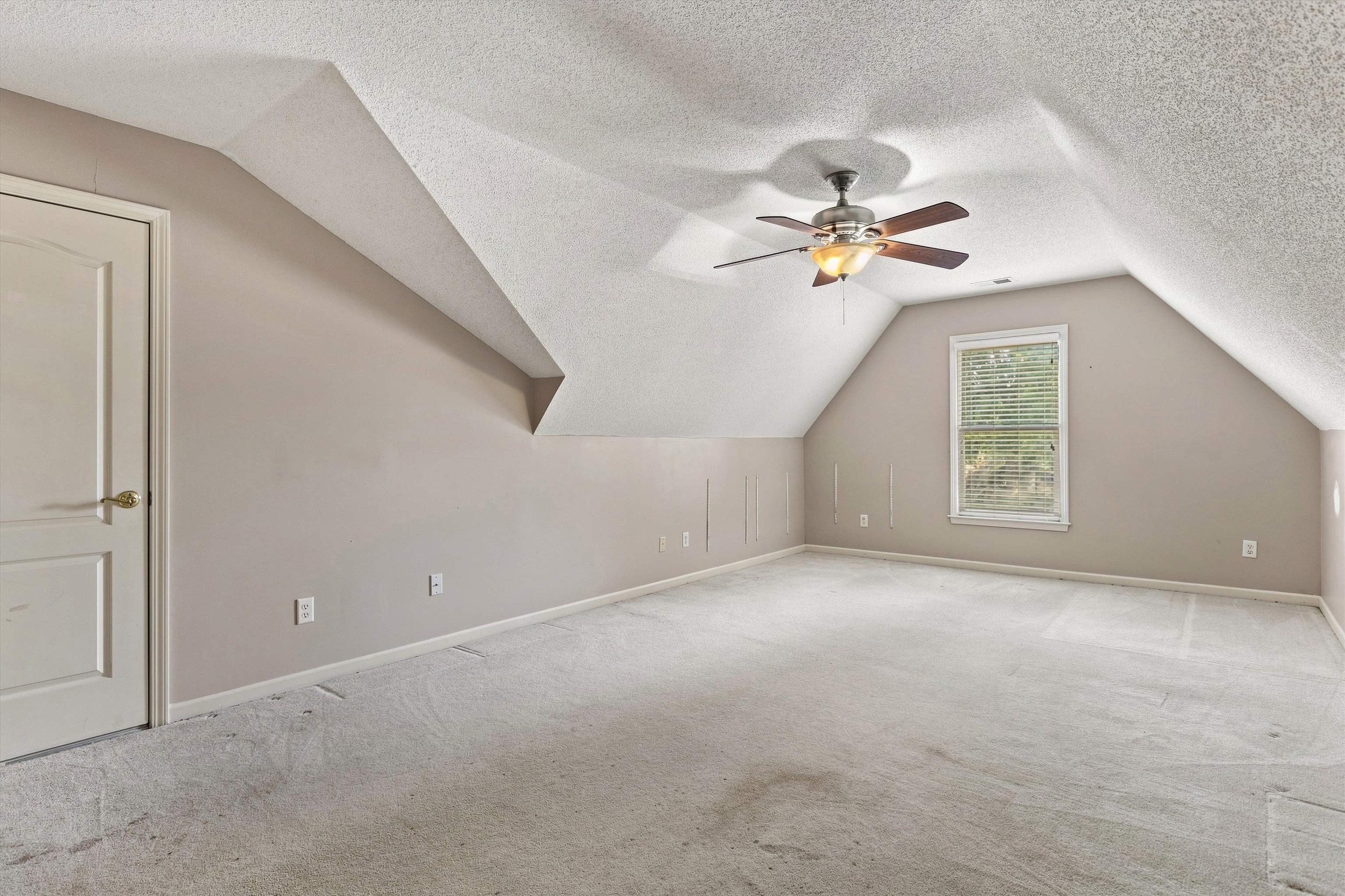 497 Canter Gait Ln Property Photo 22