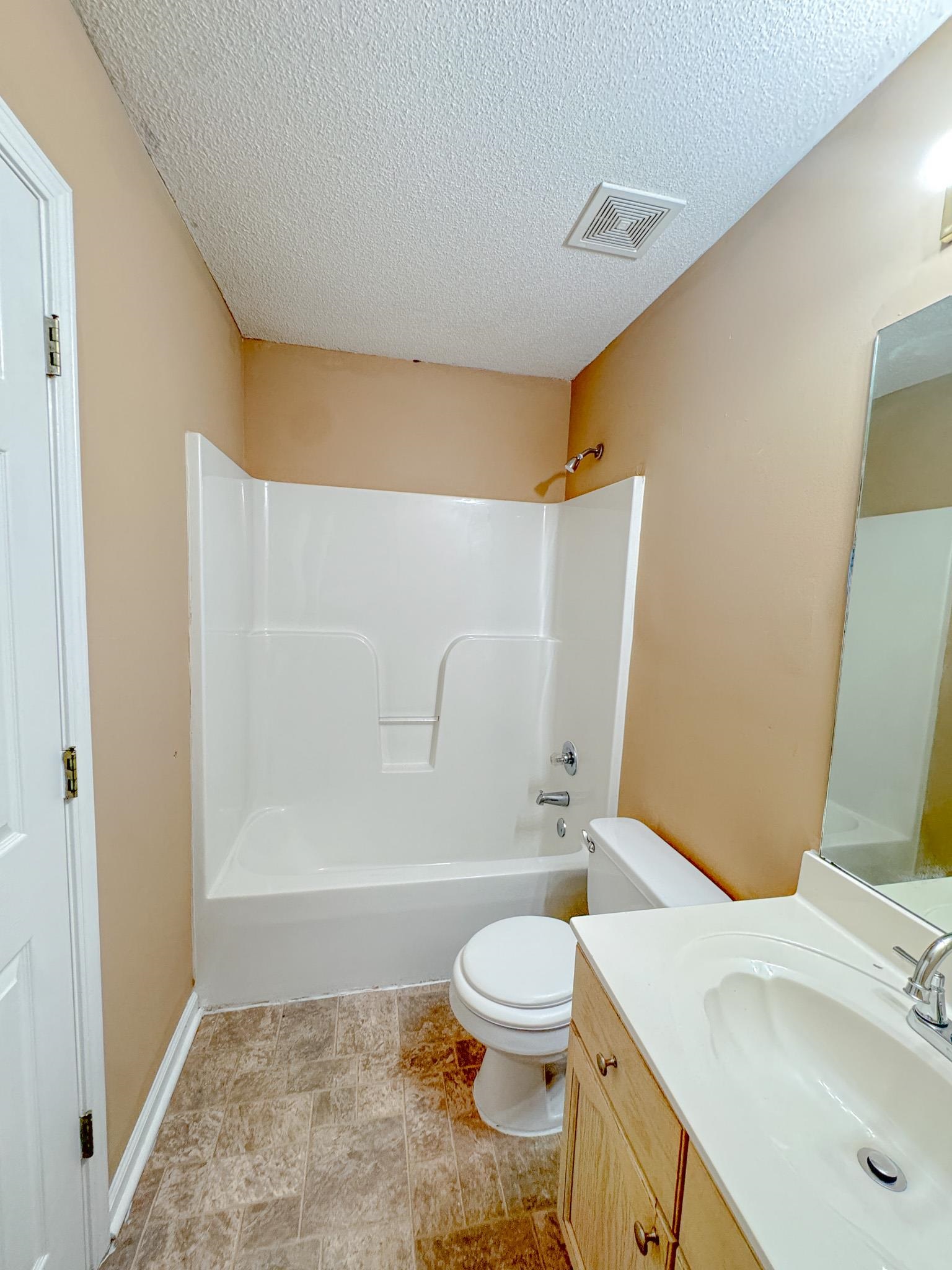 6883 Manslick Rd Property Photo 13