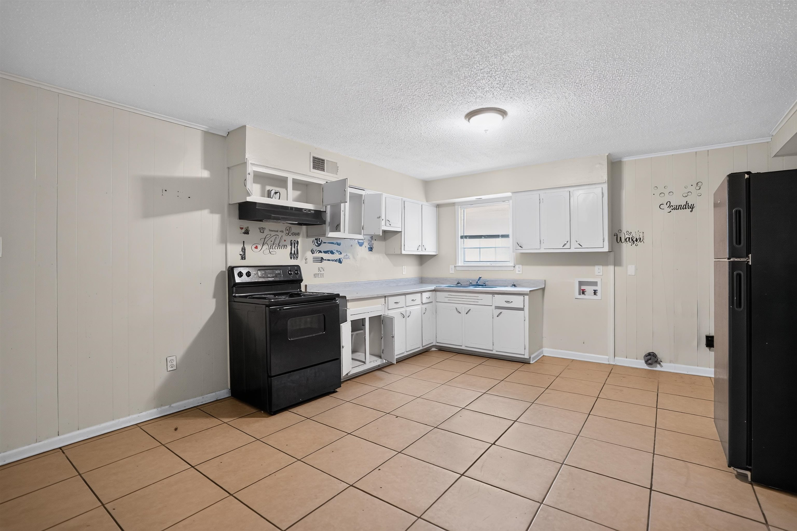 3736 Range Line Rd Property Photo 10