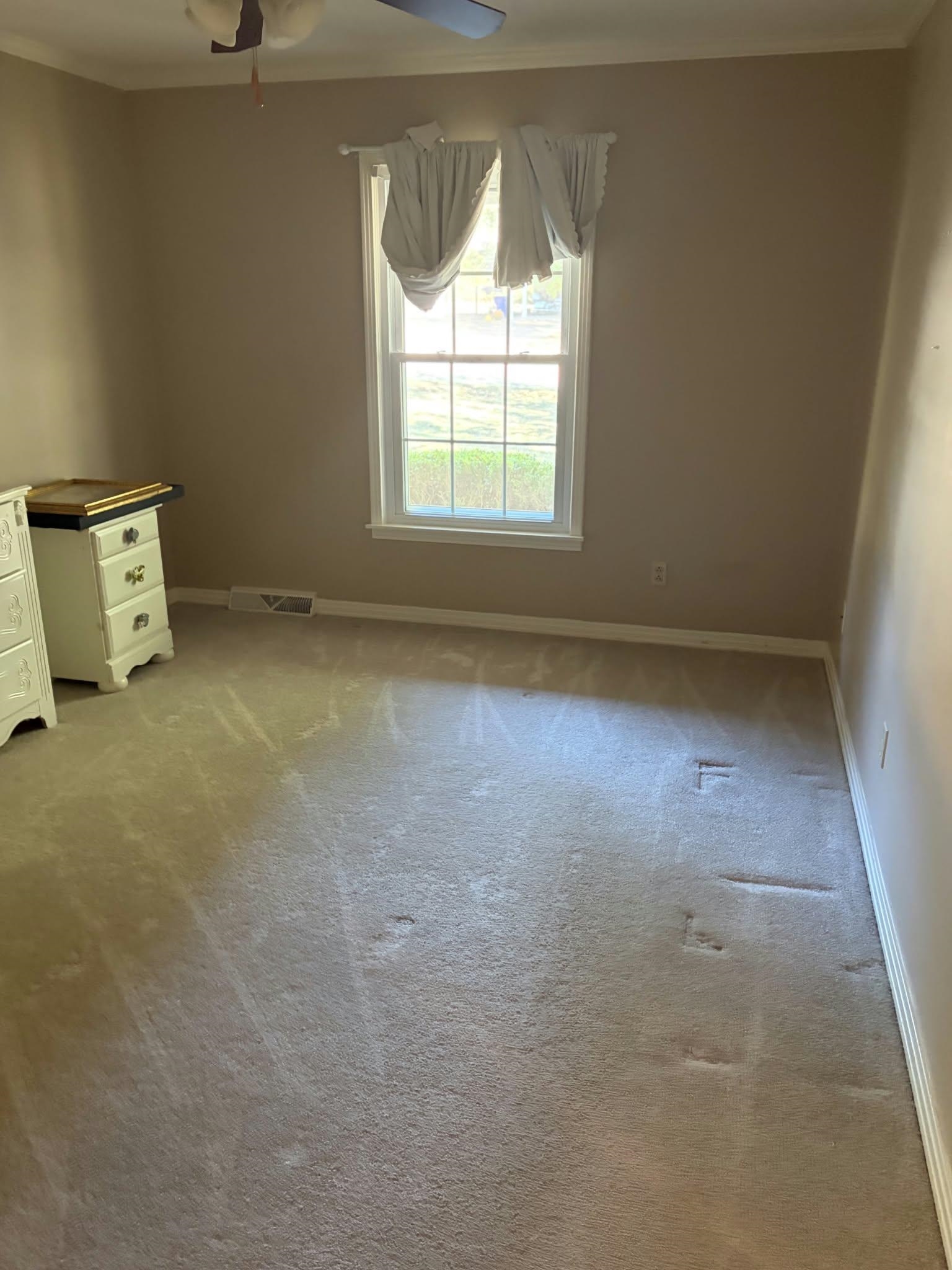 135 Poplar St Property Photo 11