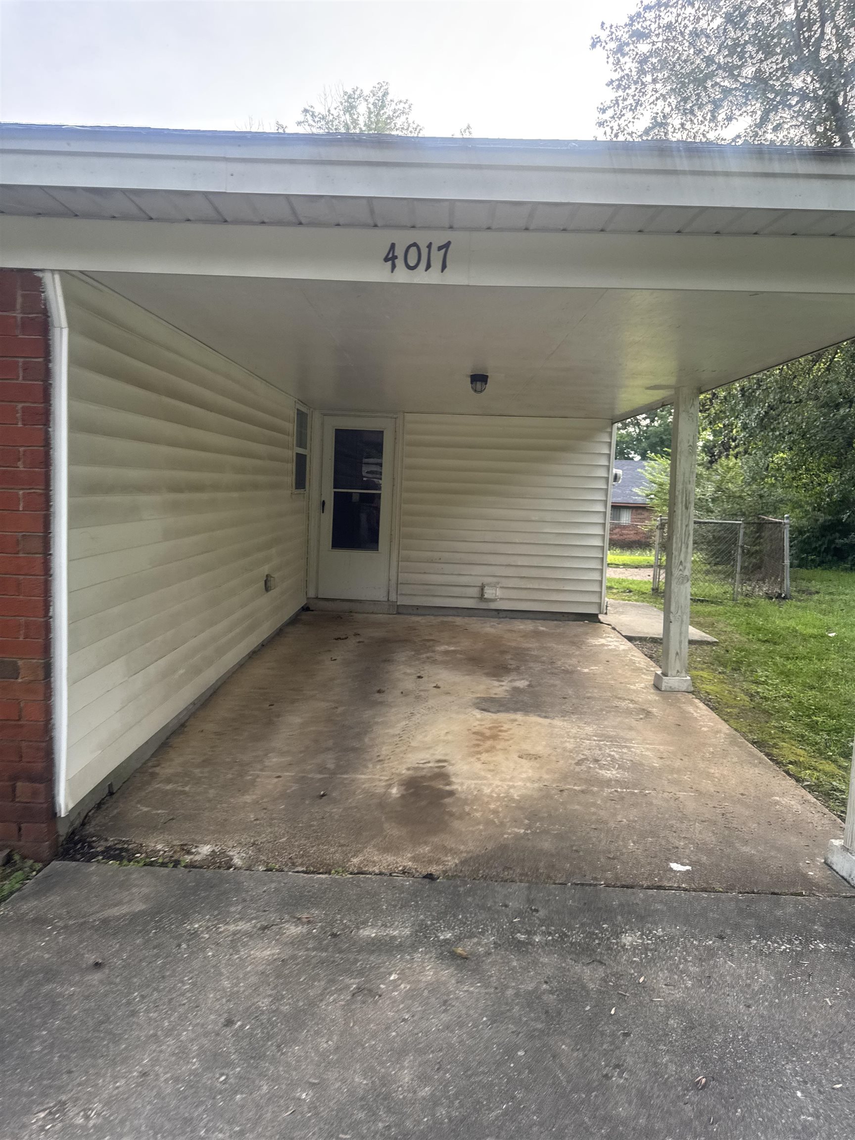 4017 Edenburg Dr Property Photo 3