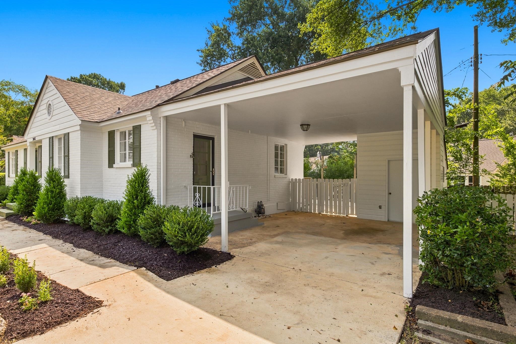 3803 N Montclair Dr Property Photo 4