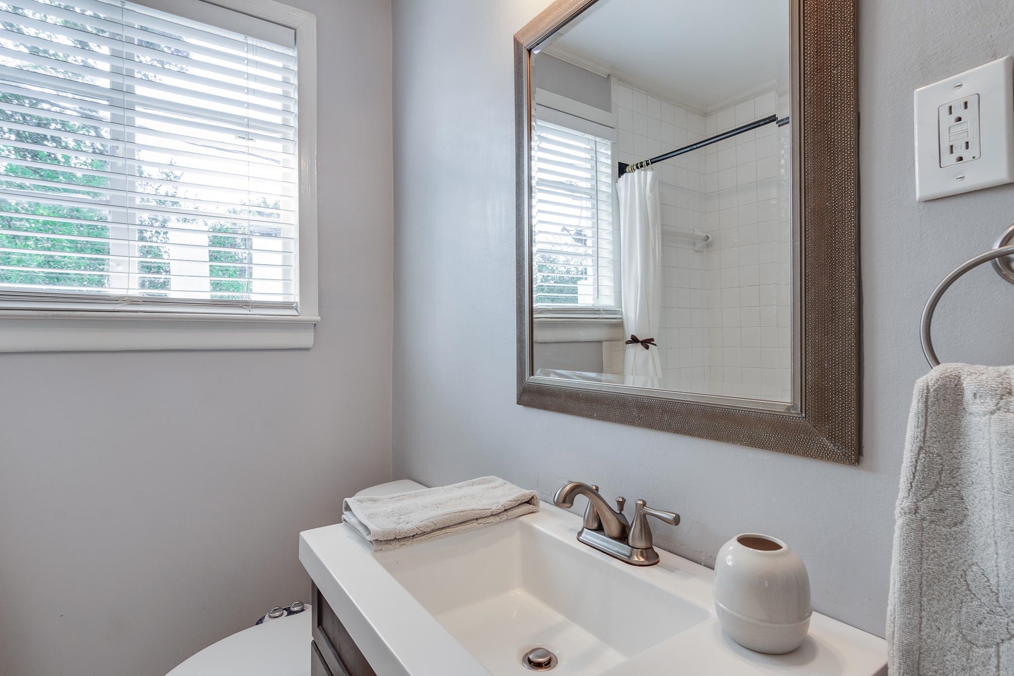 3803 N Montclair Dr Property Photo 28